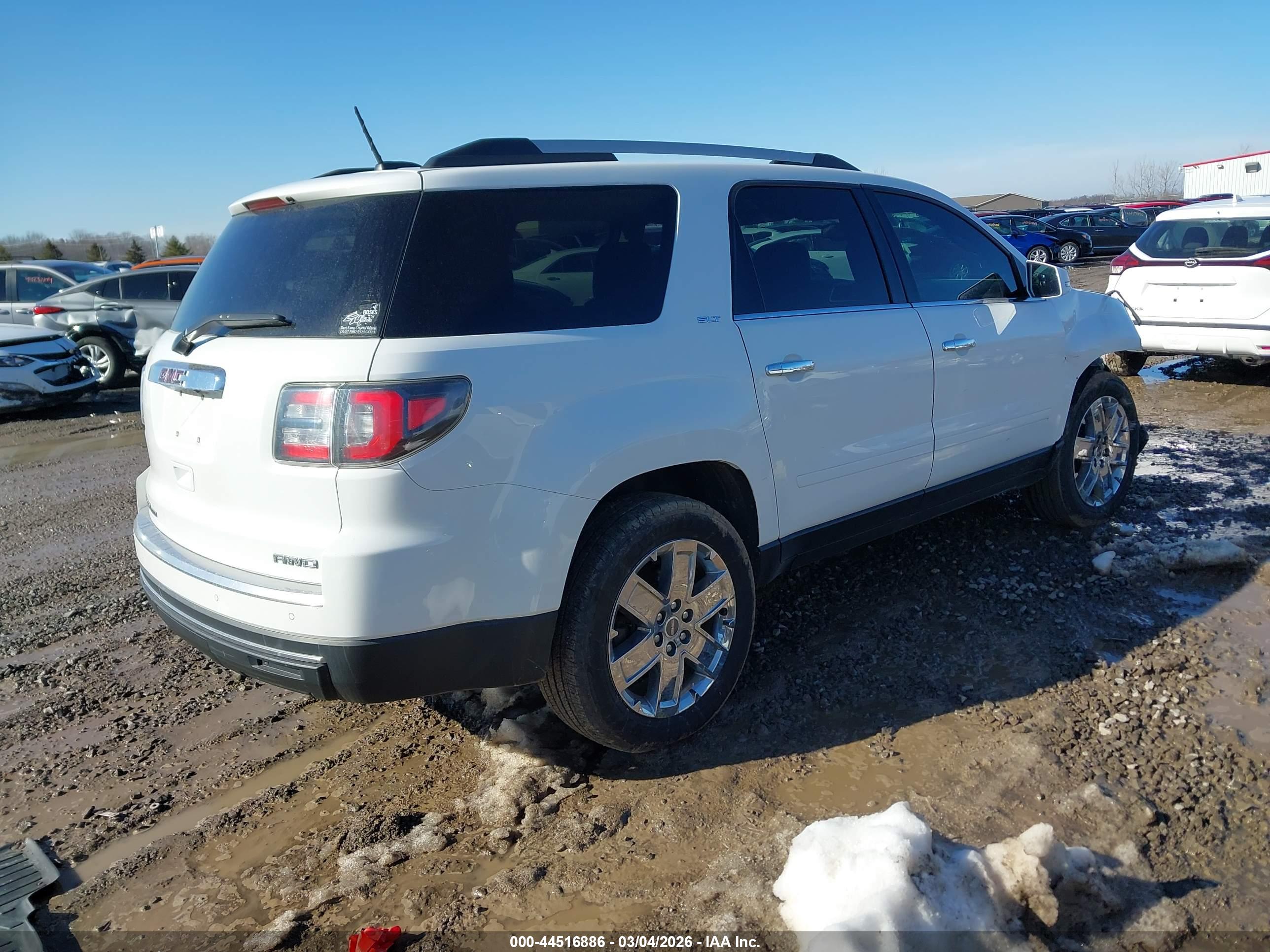 GMC ACADIA image 4