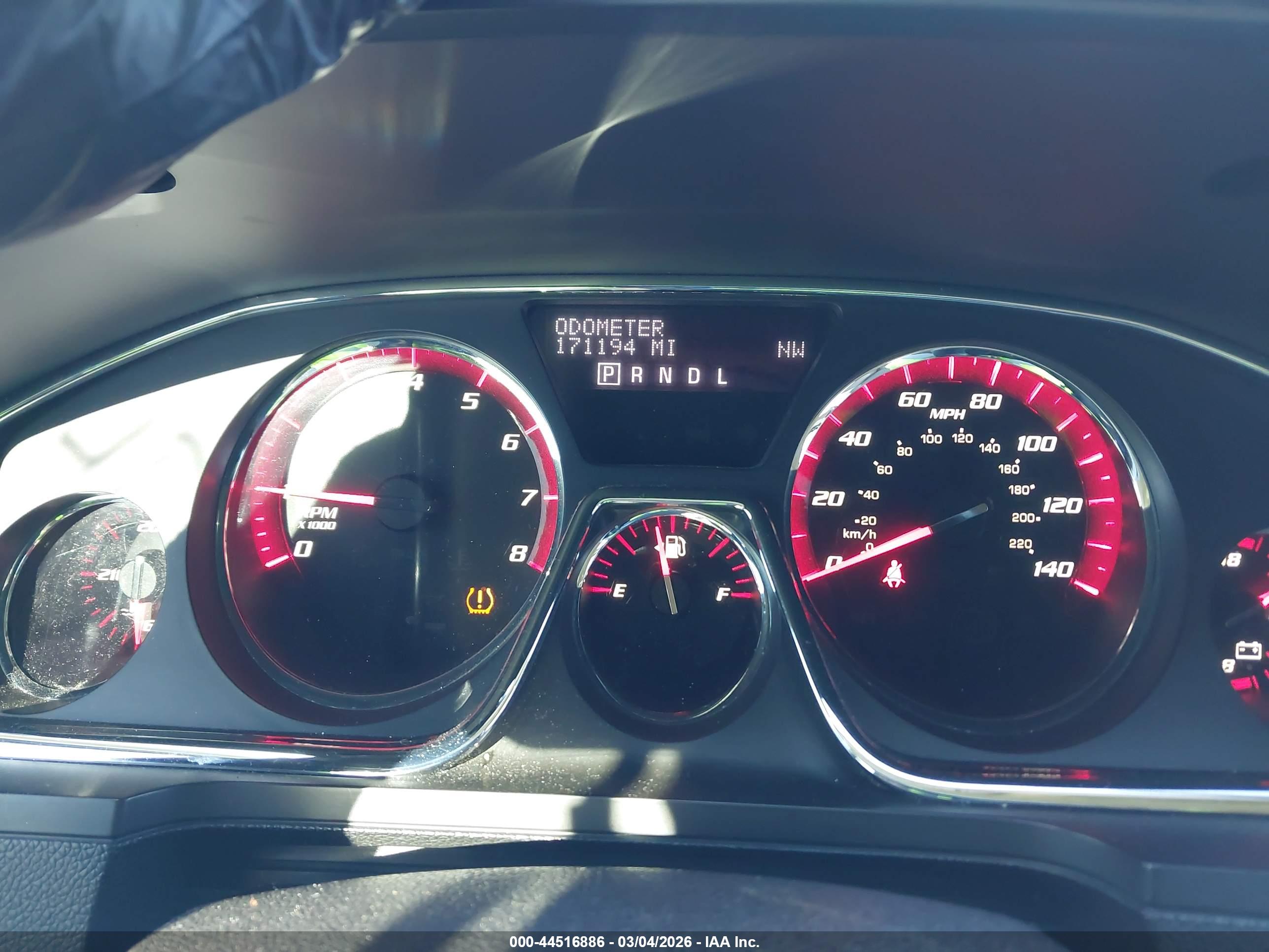 GMC ACADIA image 7