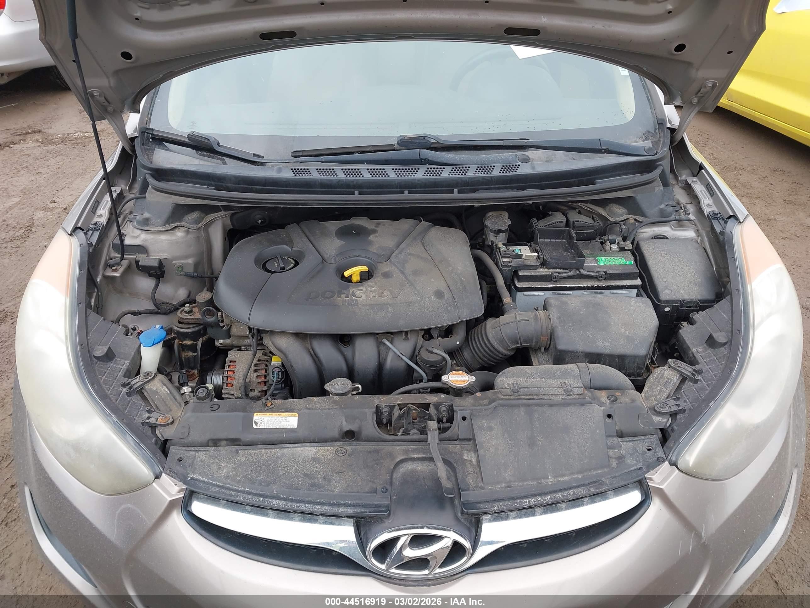 HYUNDAI ELANTRA image 10