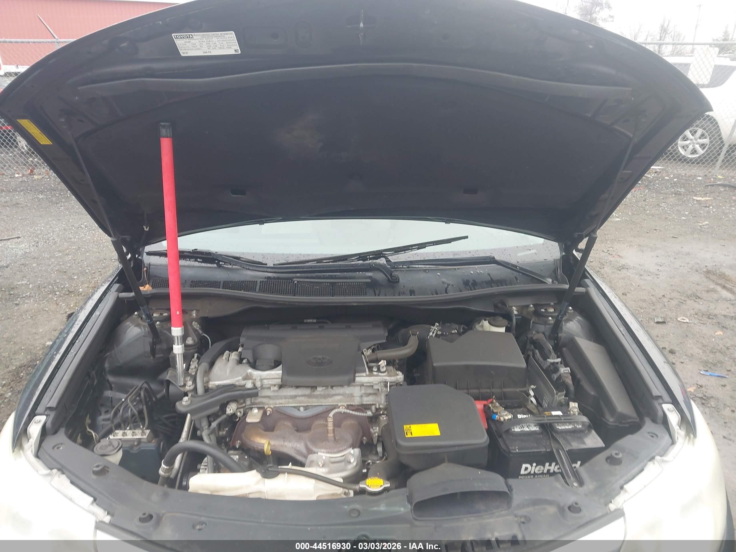 TOYOTA CAMRY image 10