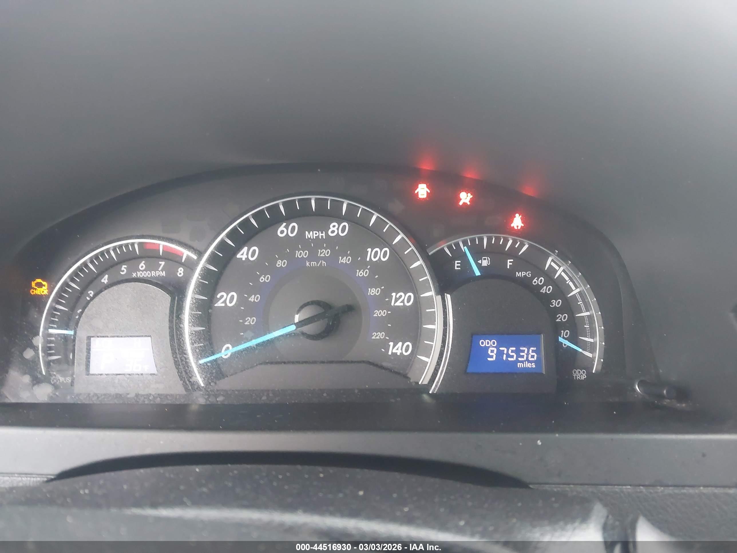 TOYOTA CAMRY image 7
