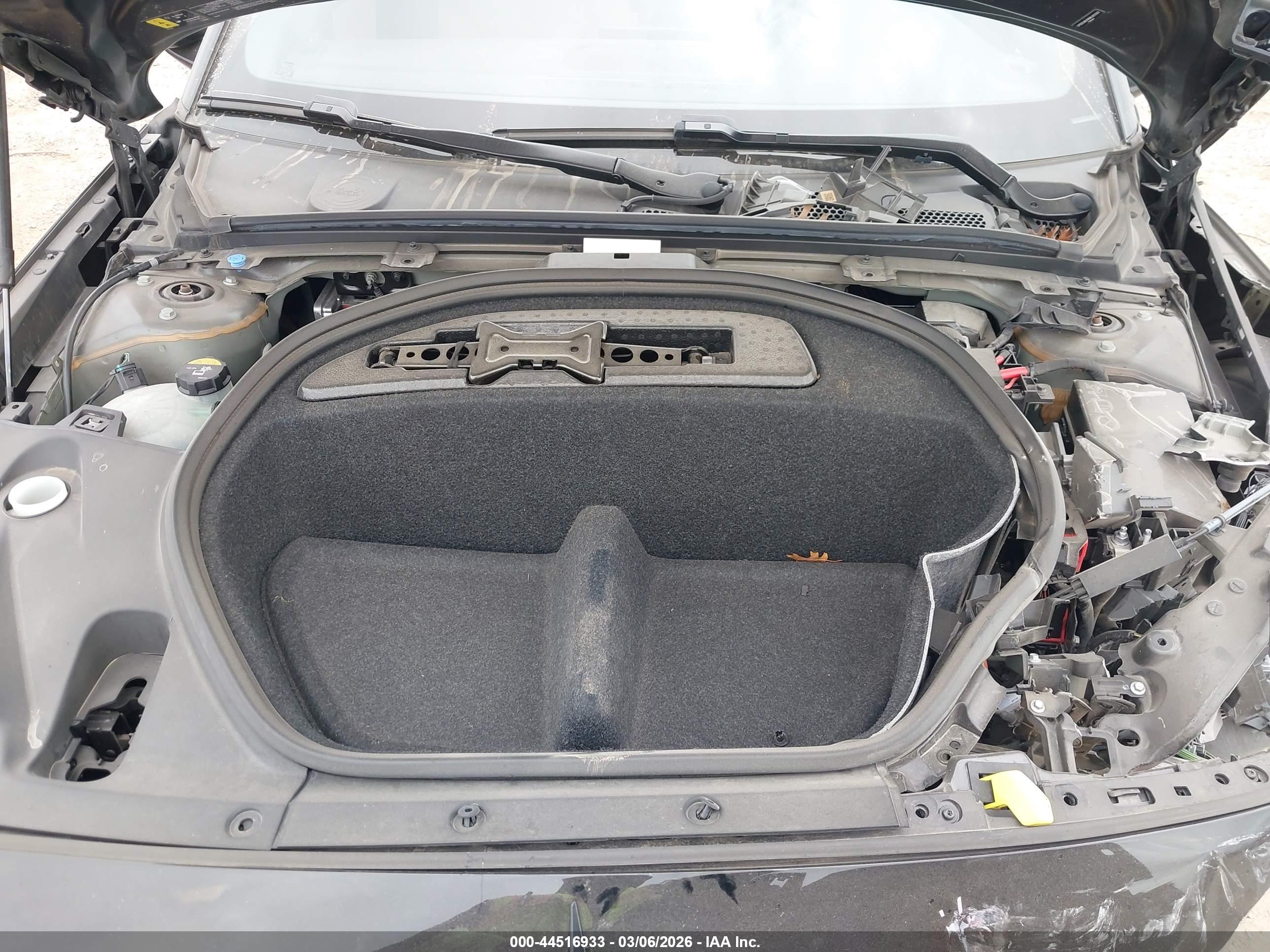 POLESTAR 2 image 10