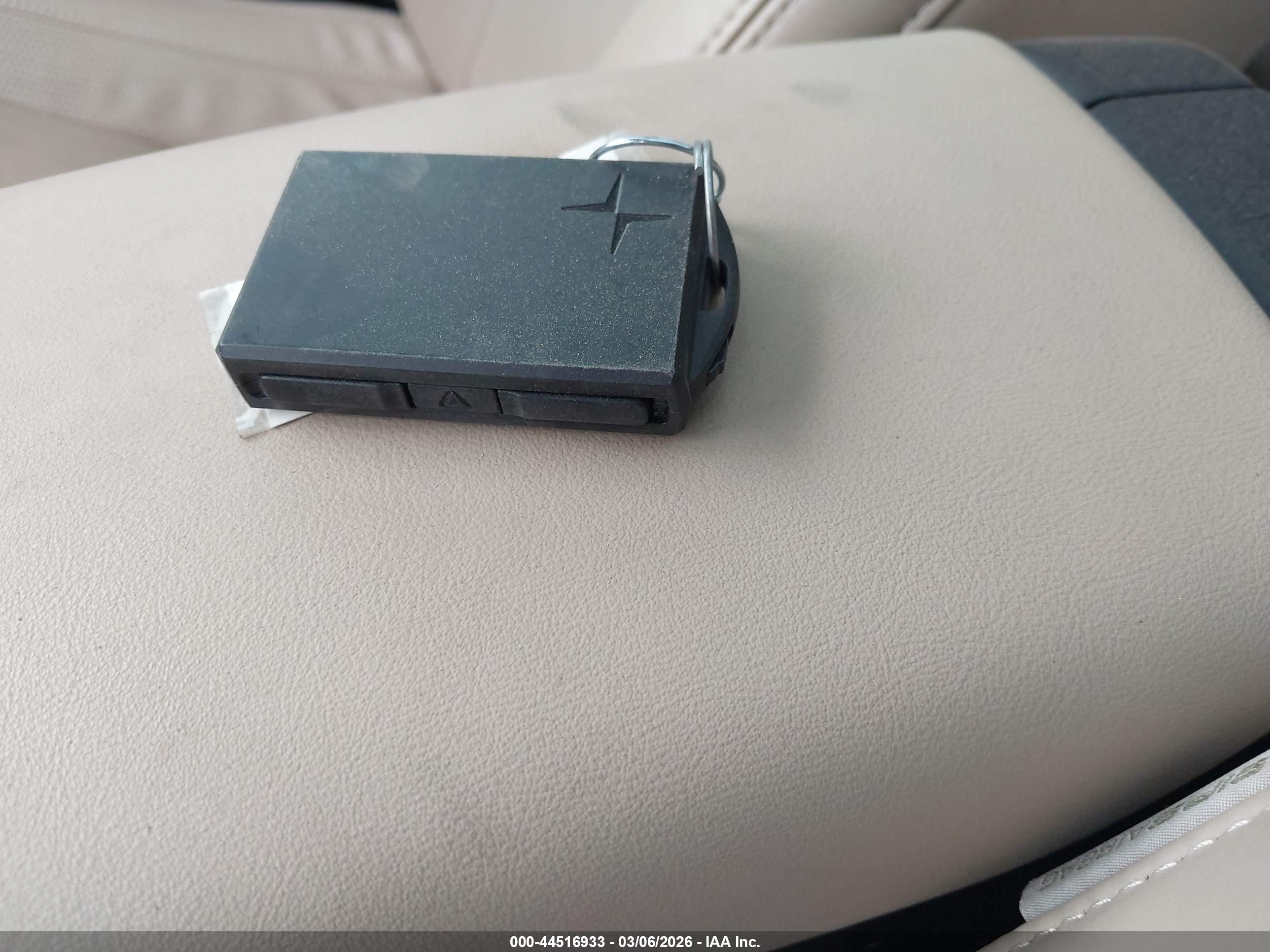 POLESTAR 2 image 11