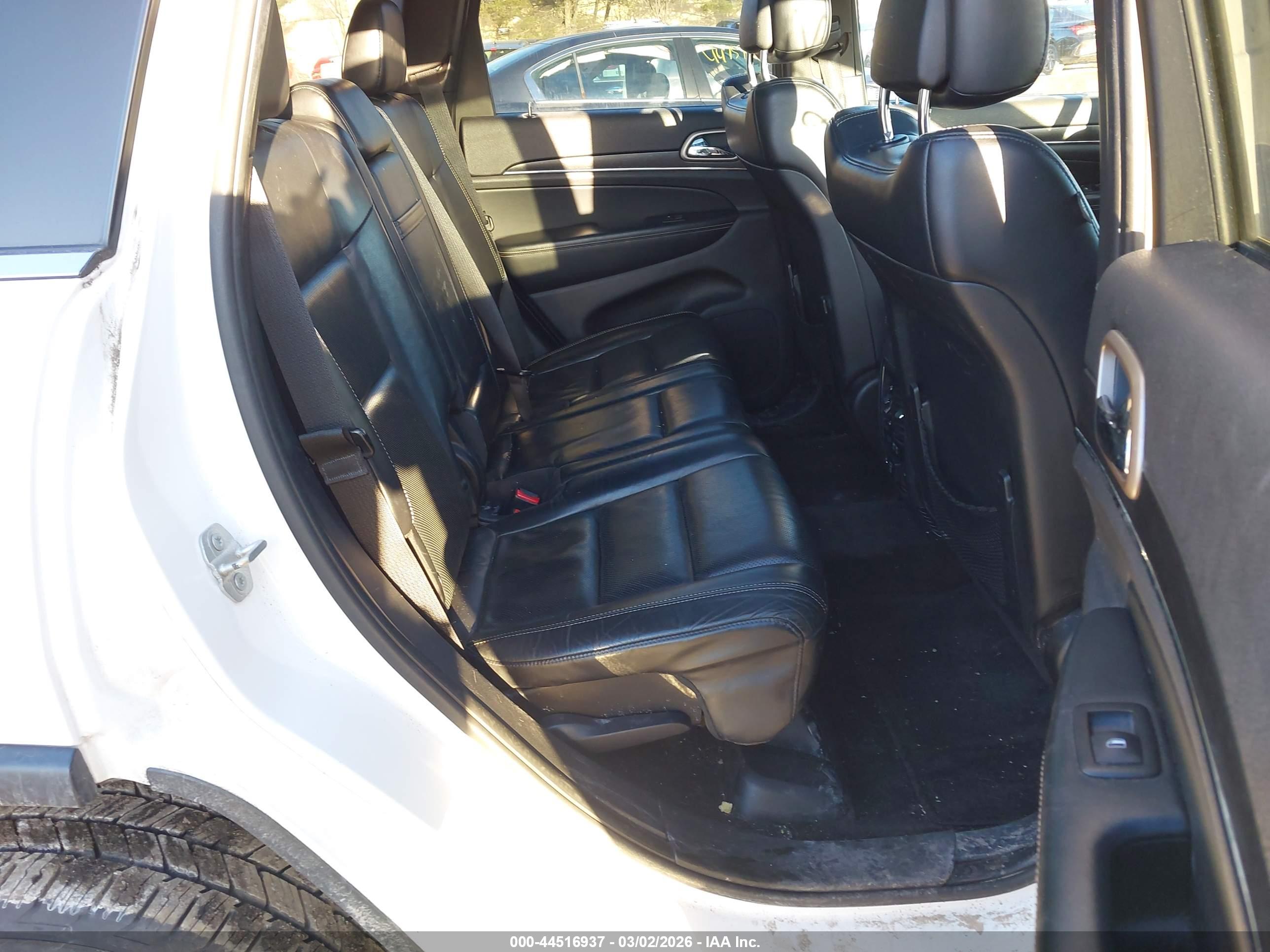 JEEP GRAND image 8