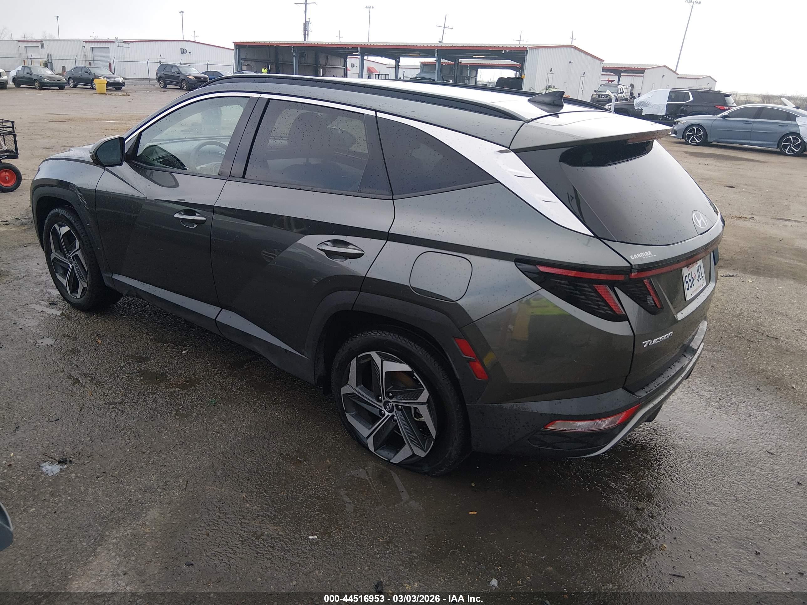 HYUNDAI TUCSON image 3