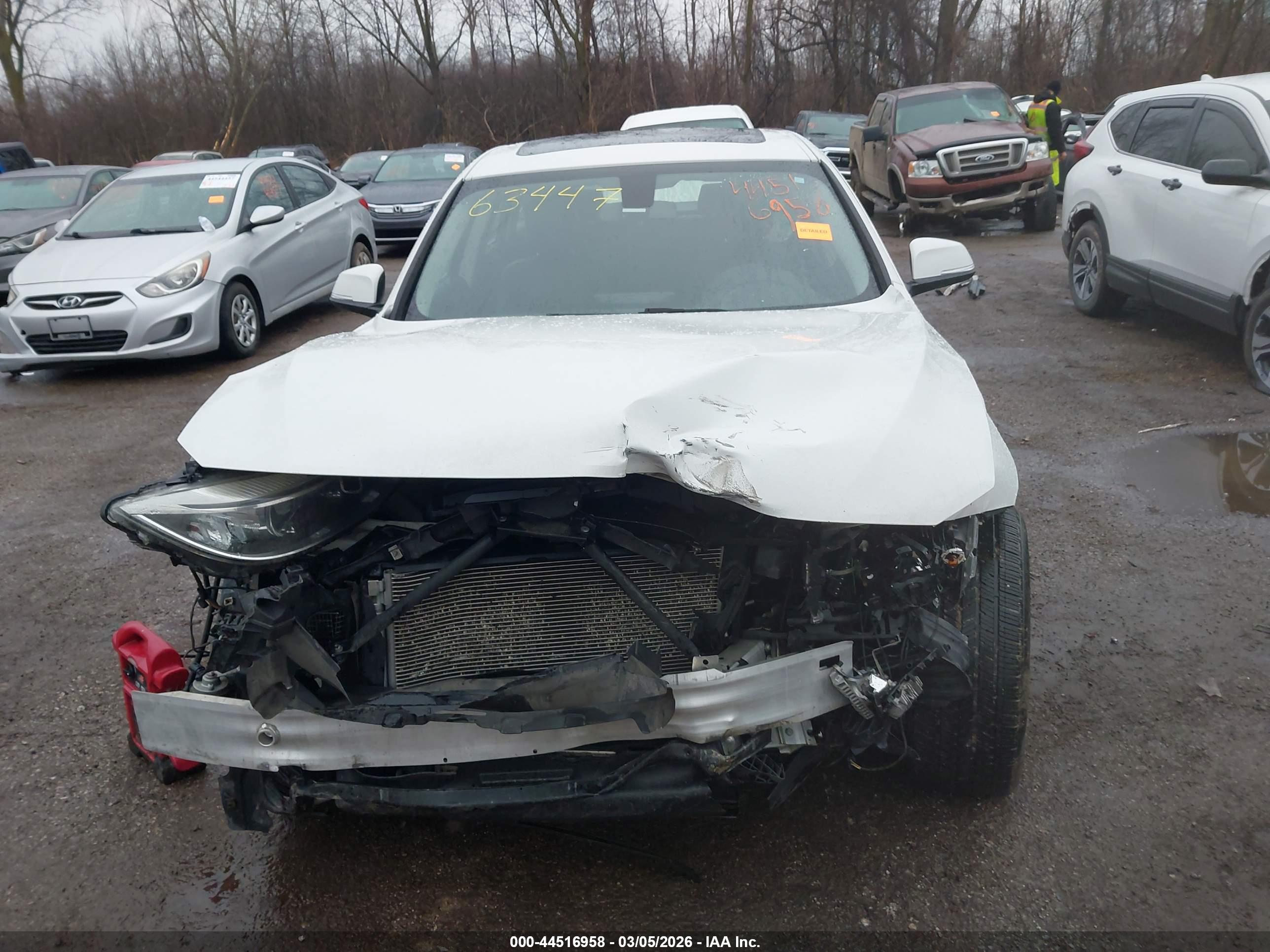 BMW 328I image 6