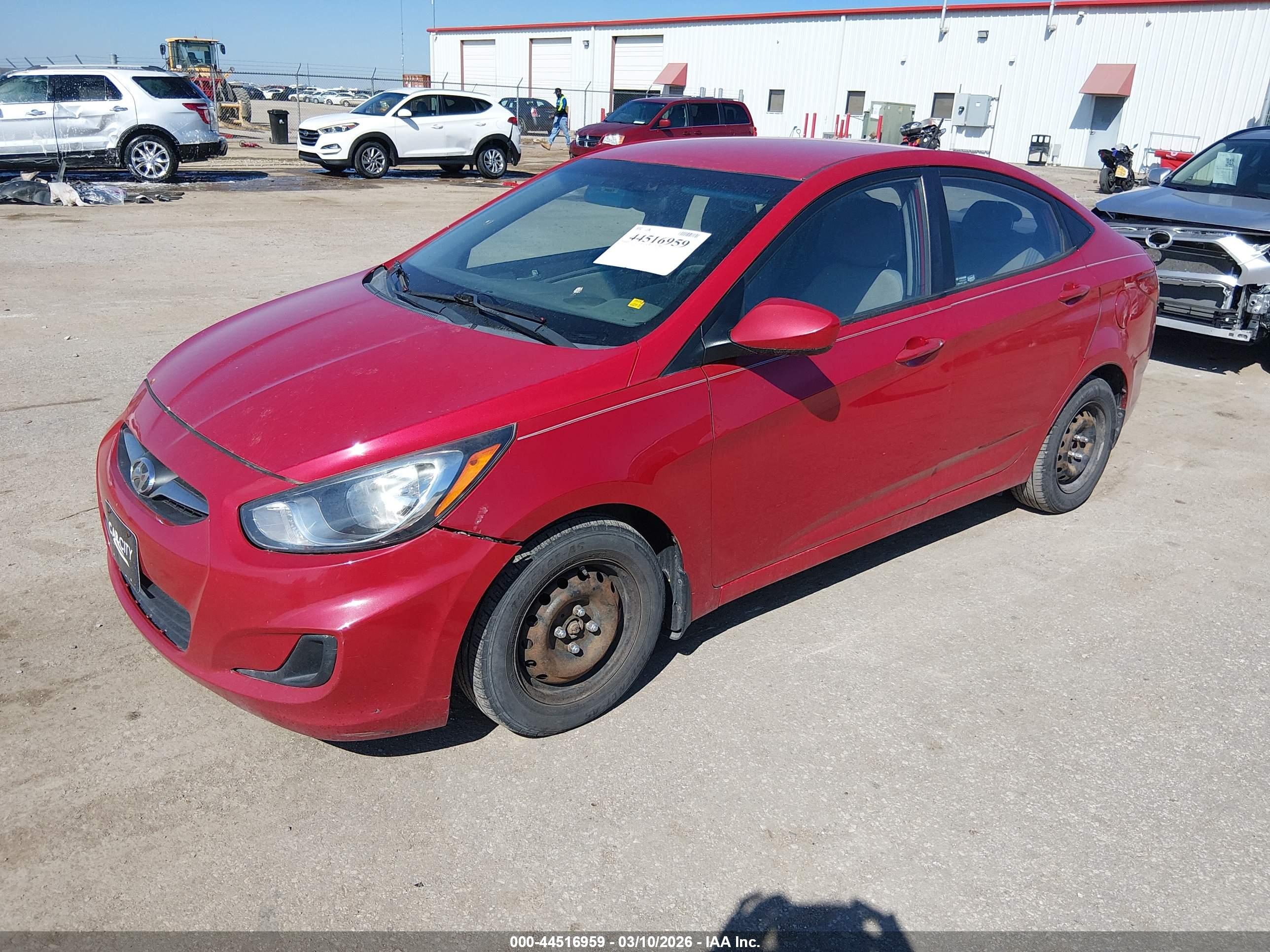 HYUNDAI ACCENT image 2