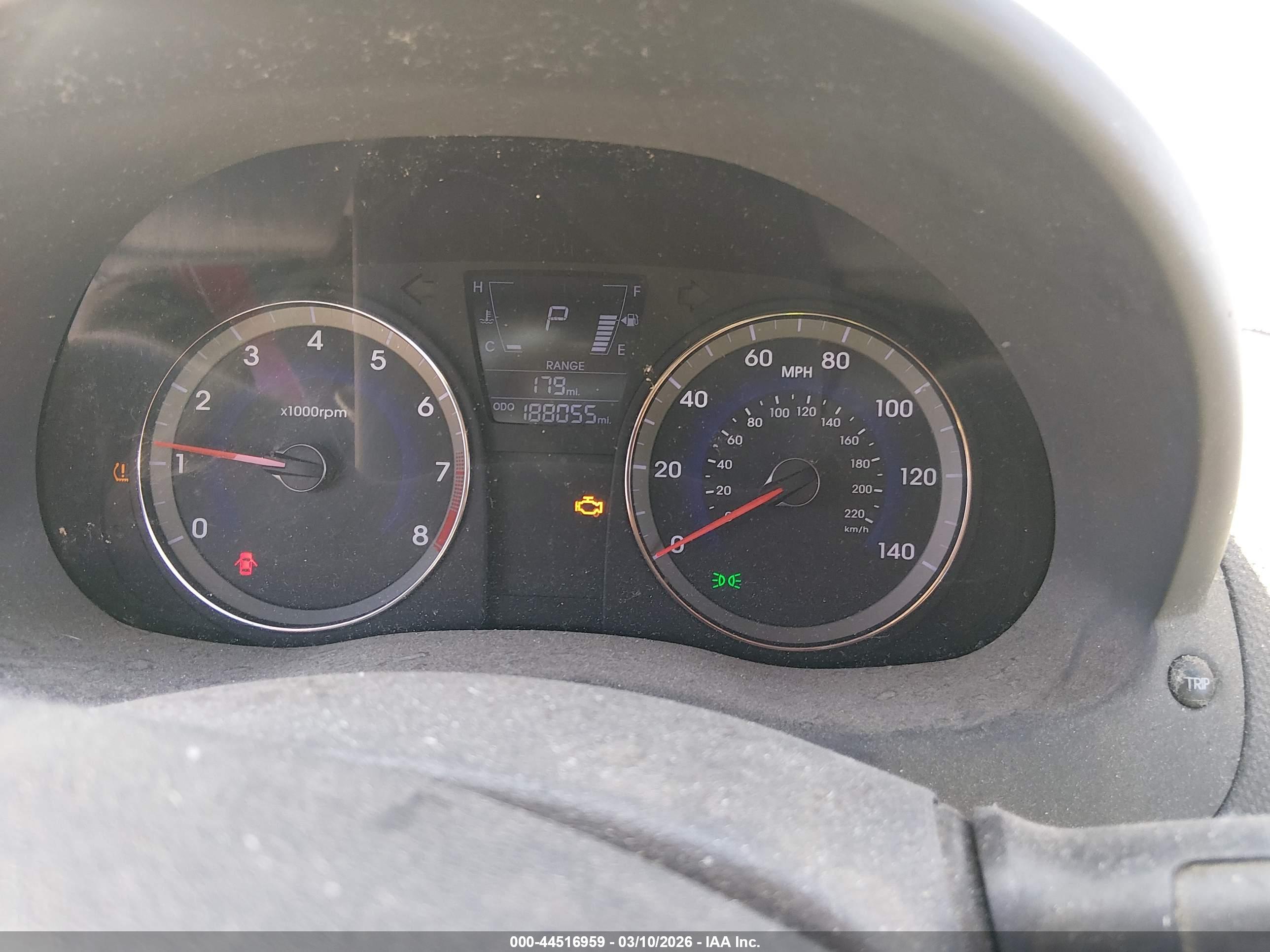 HYUNDAI ACCENT image 7
