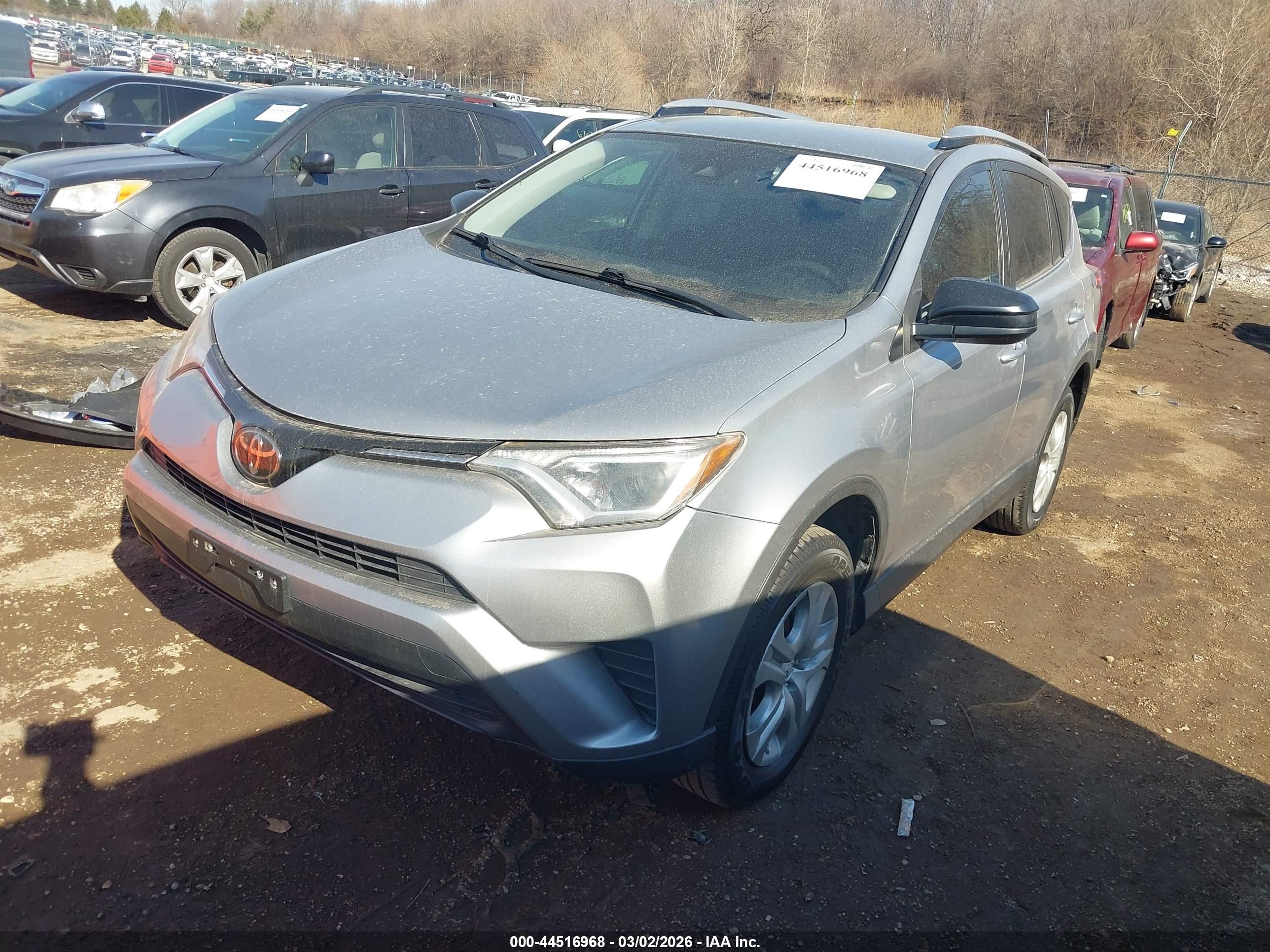 TOYOTA RAV4 image 2
