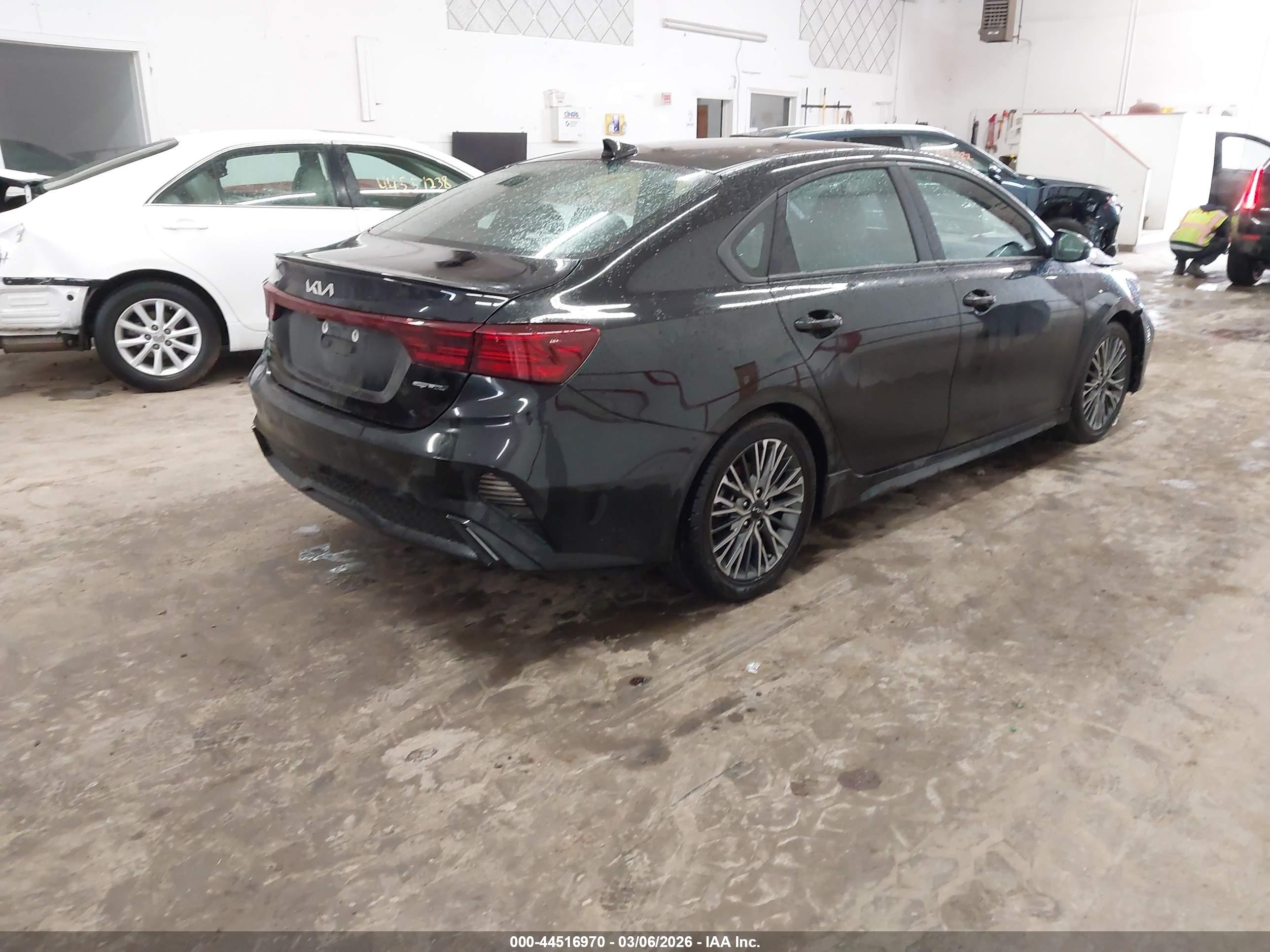 KIA FORTE image 4