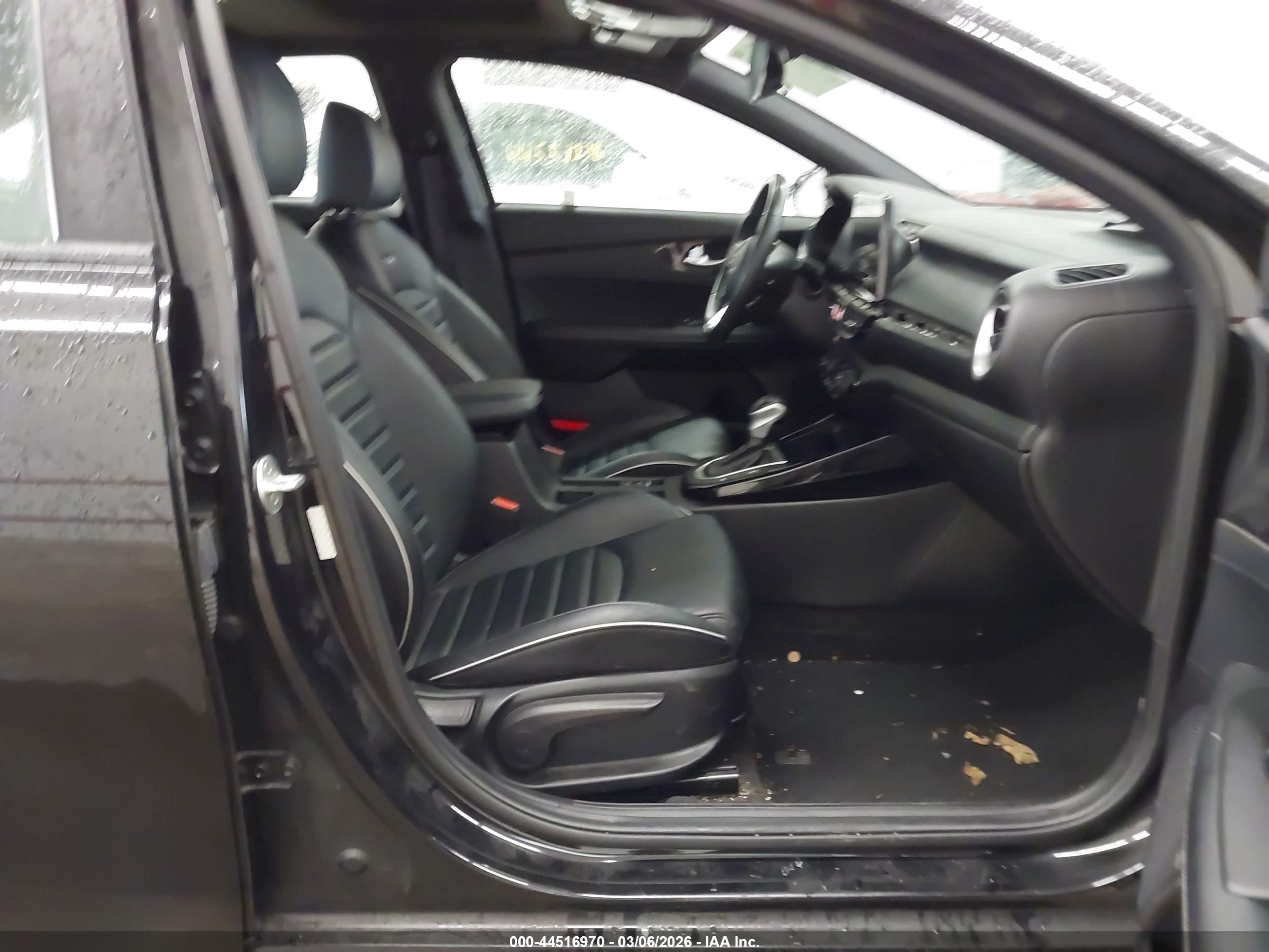 KIA FORTE image 5