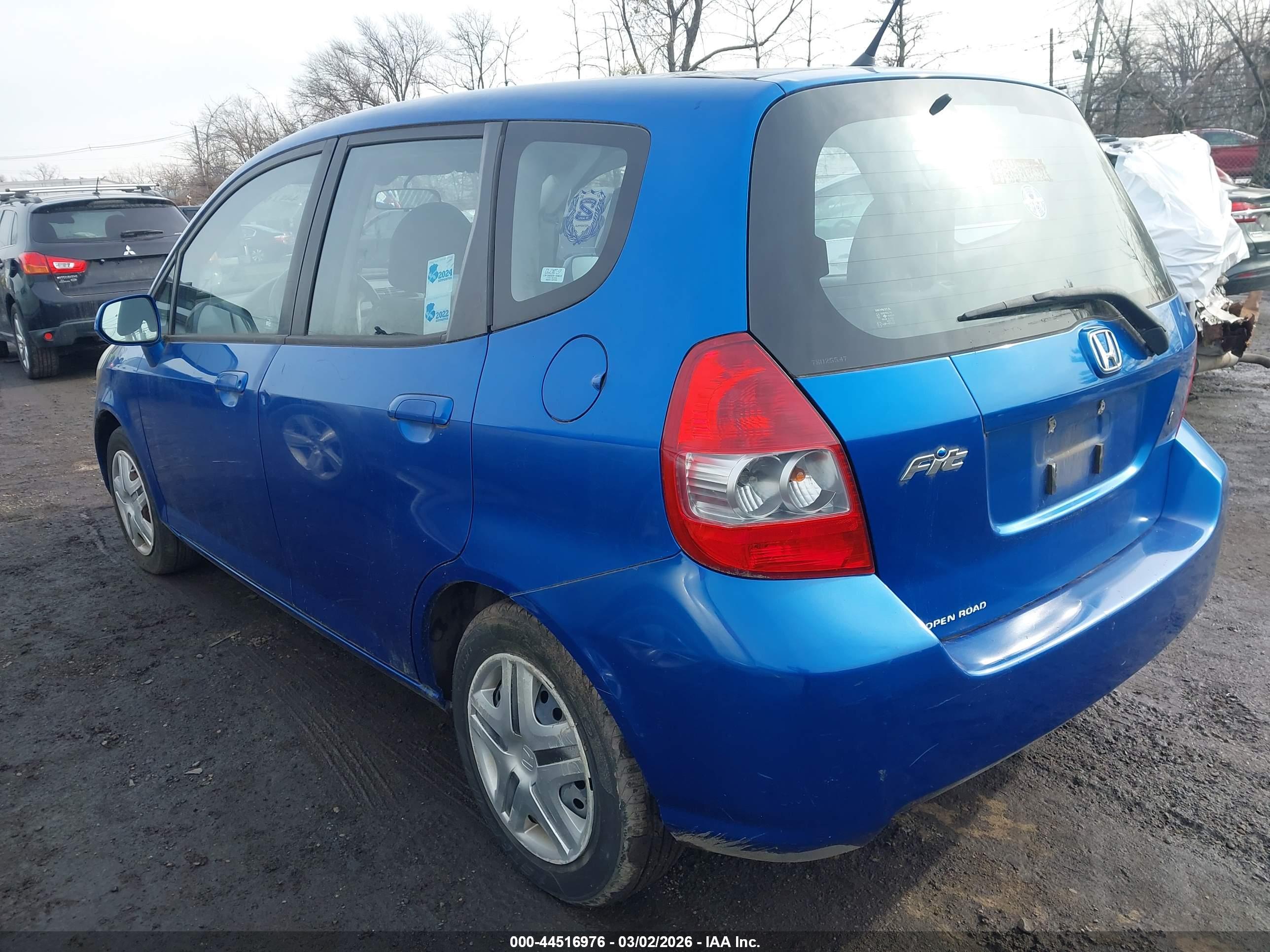 HONDA FIT image 3