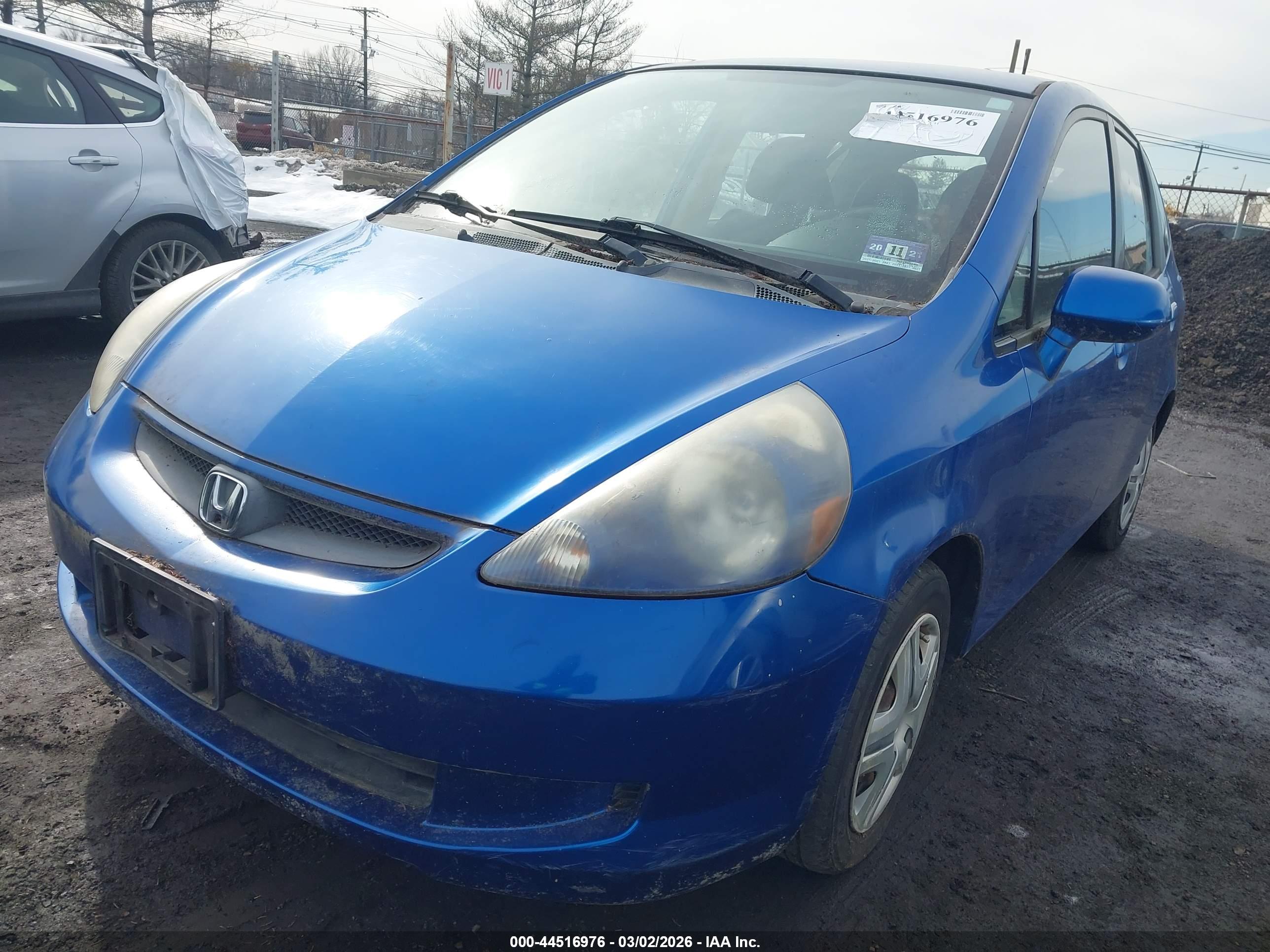 HONDA FIT image 6