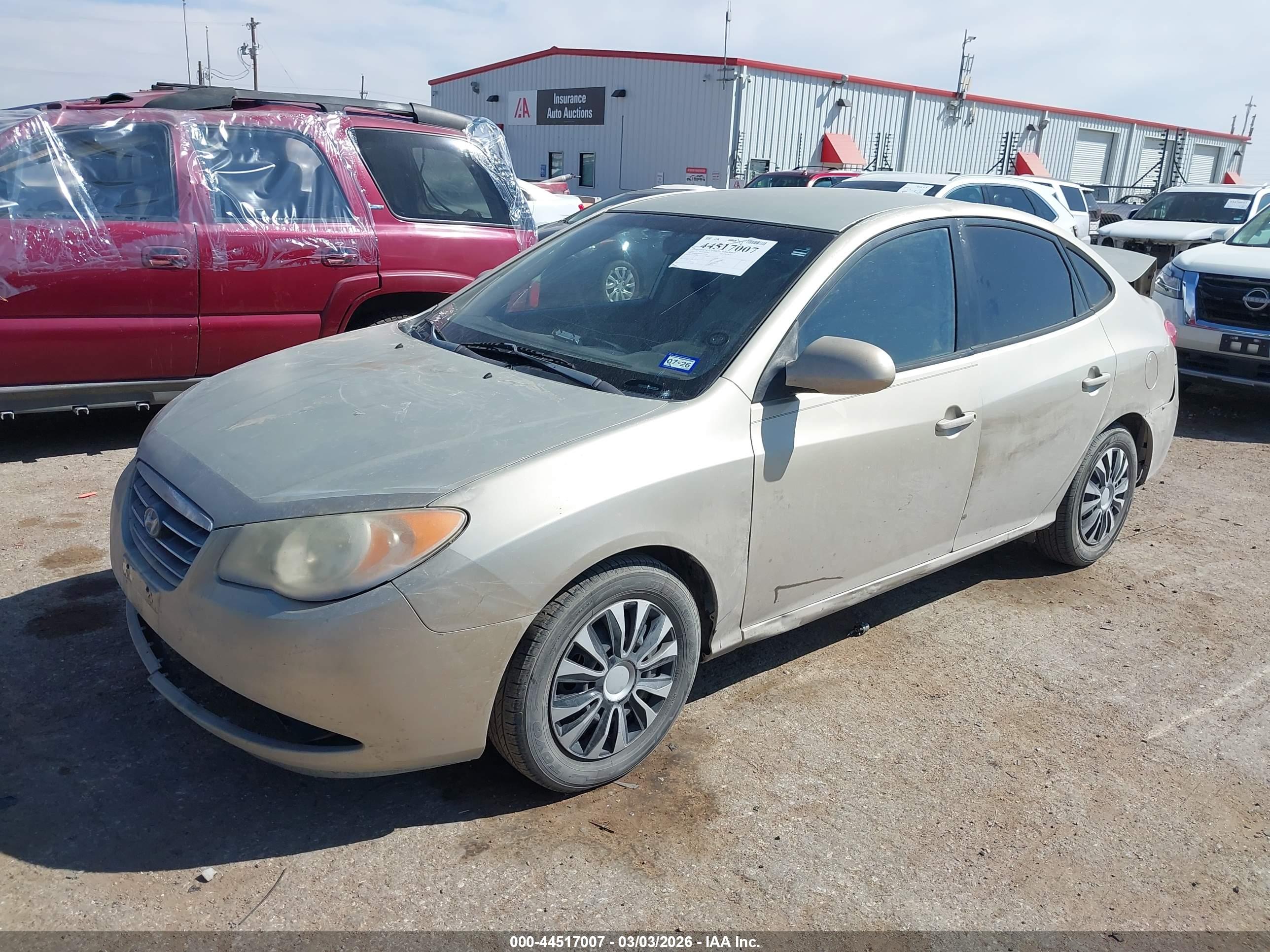 HYUNDAI ELANTRA image 2