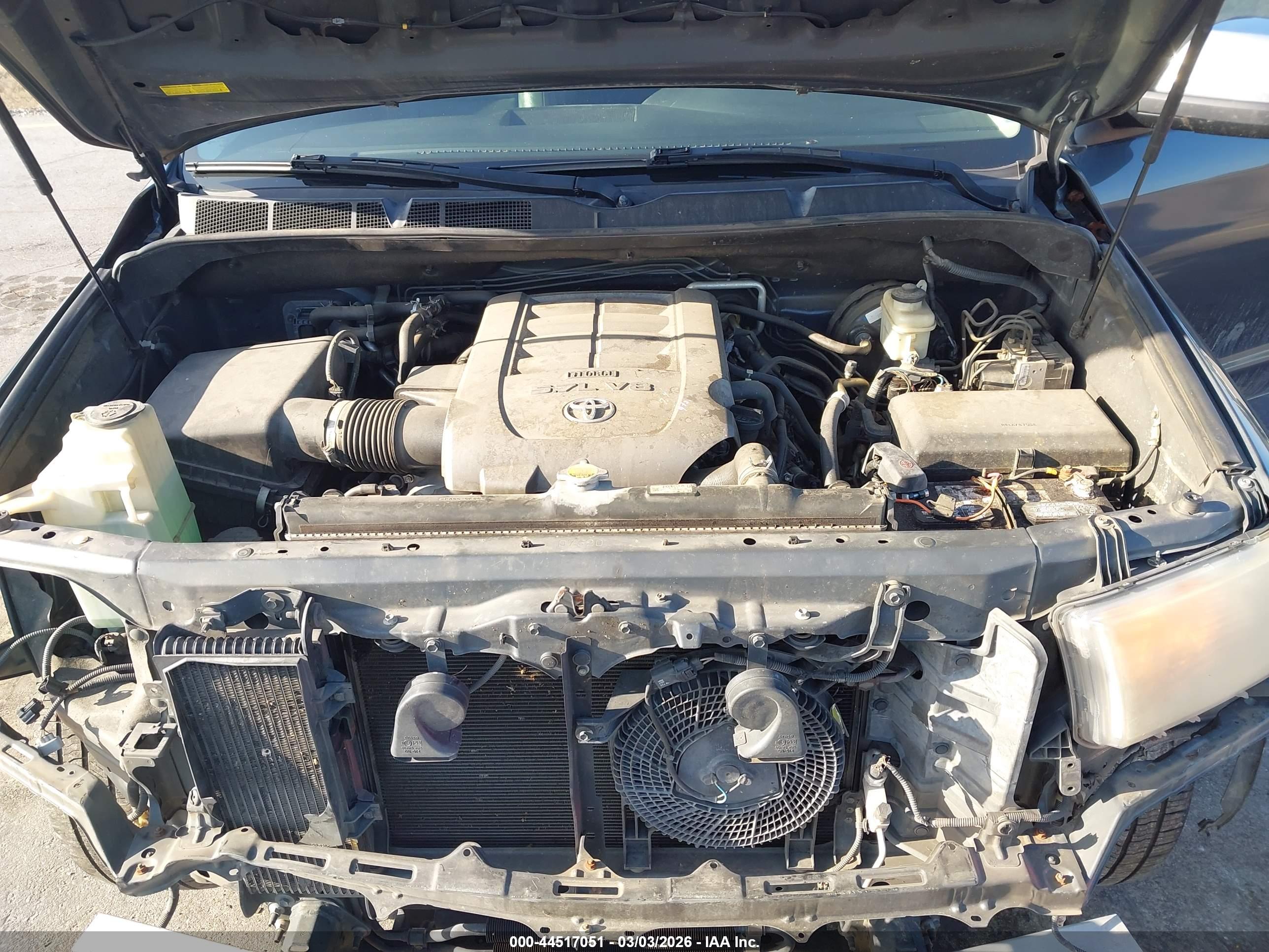 TOYOTA SEQUOIA image 10