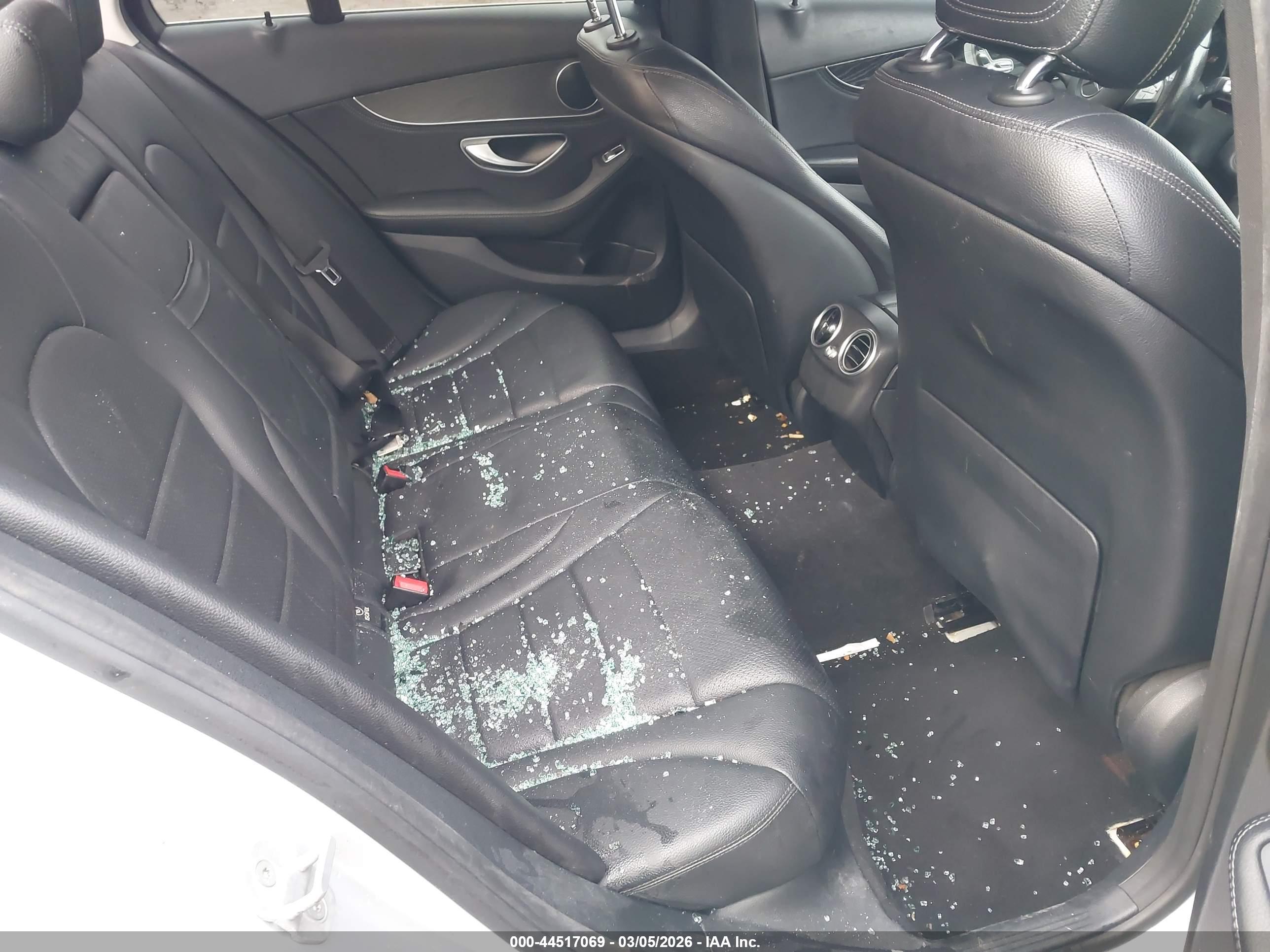 MERCEDES-BENZ C image 8