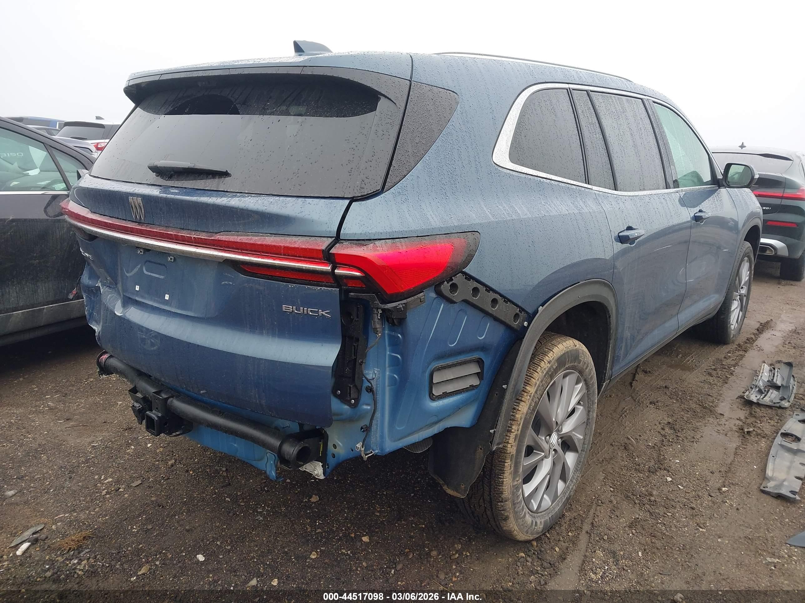 BUICK ENCLAVE image 4