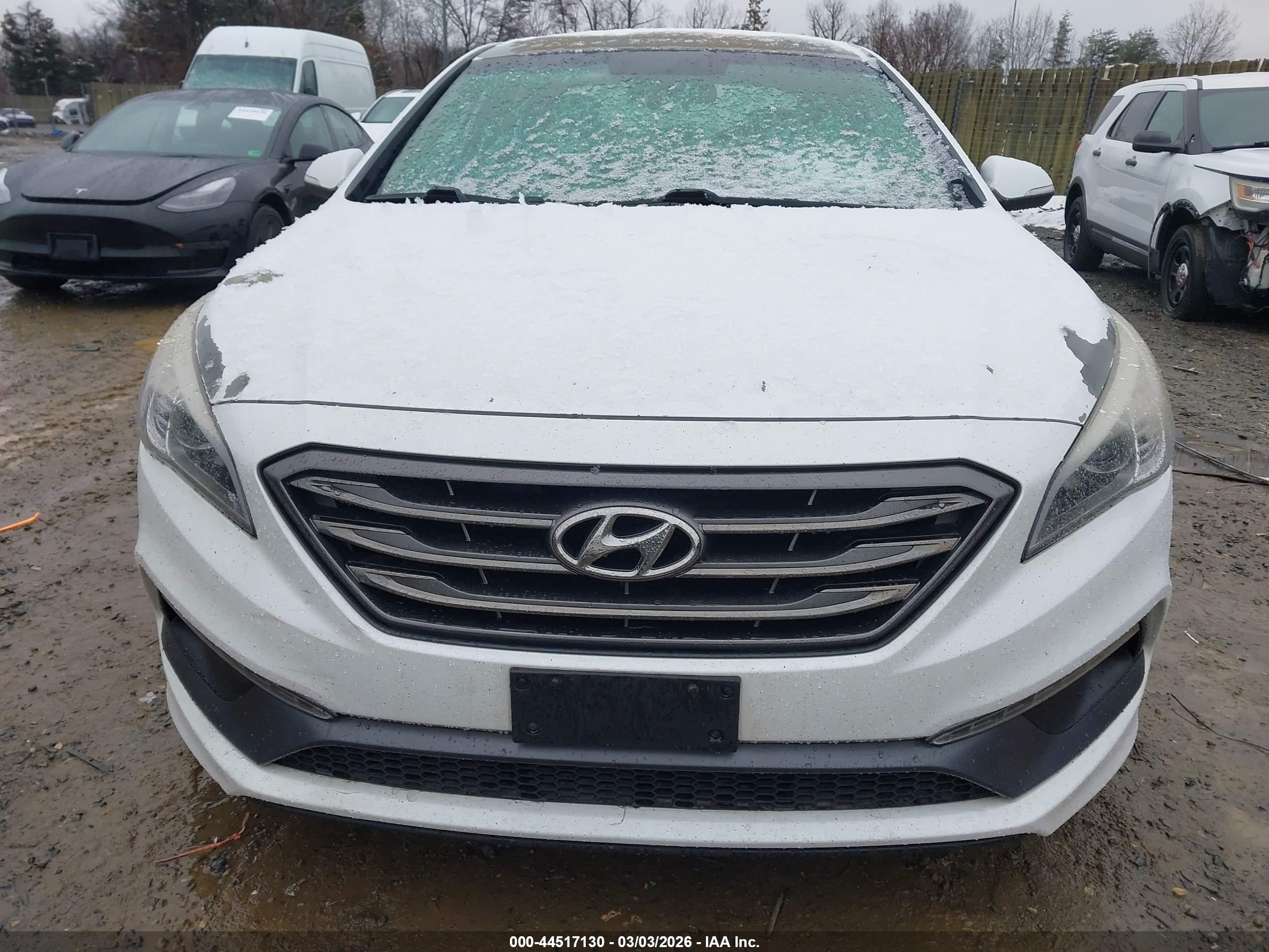 HYUNDAI SONATA image 6