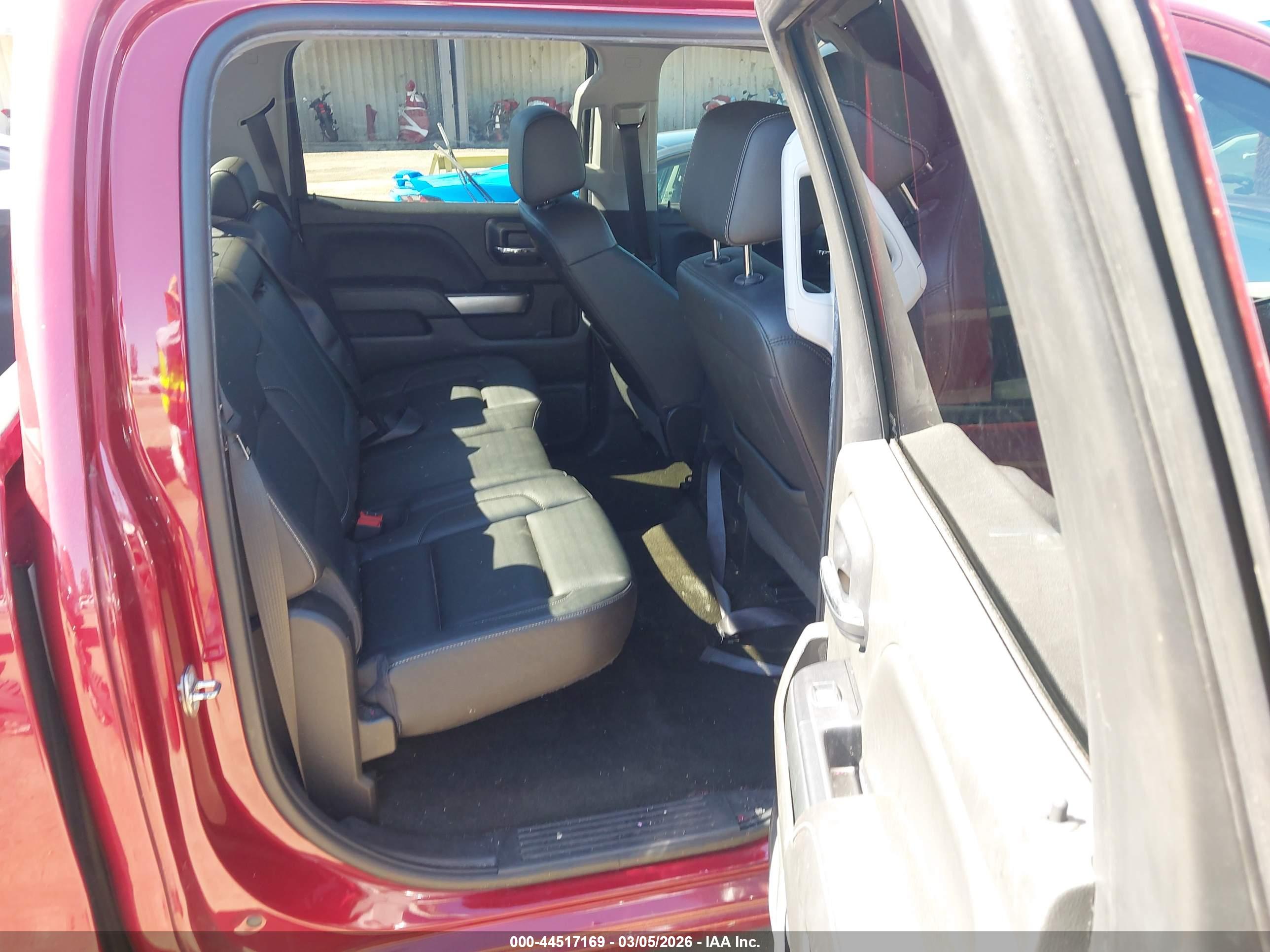 CHEVROLET SILVERADO image 8