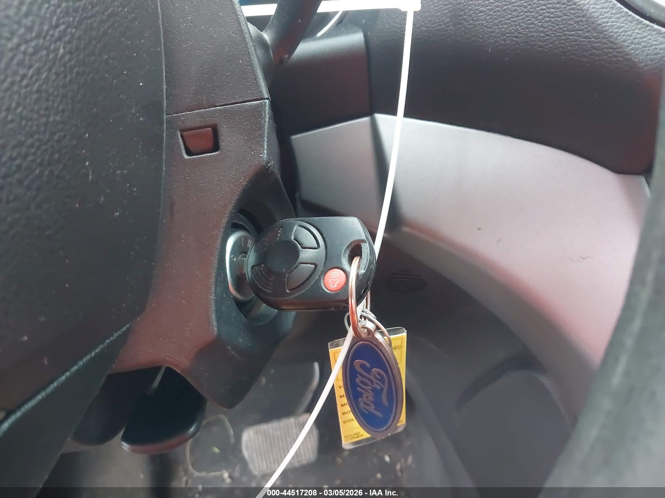 FORD ESCAPE image 11
