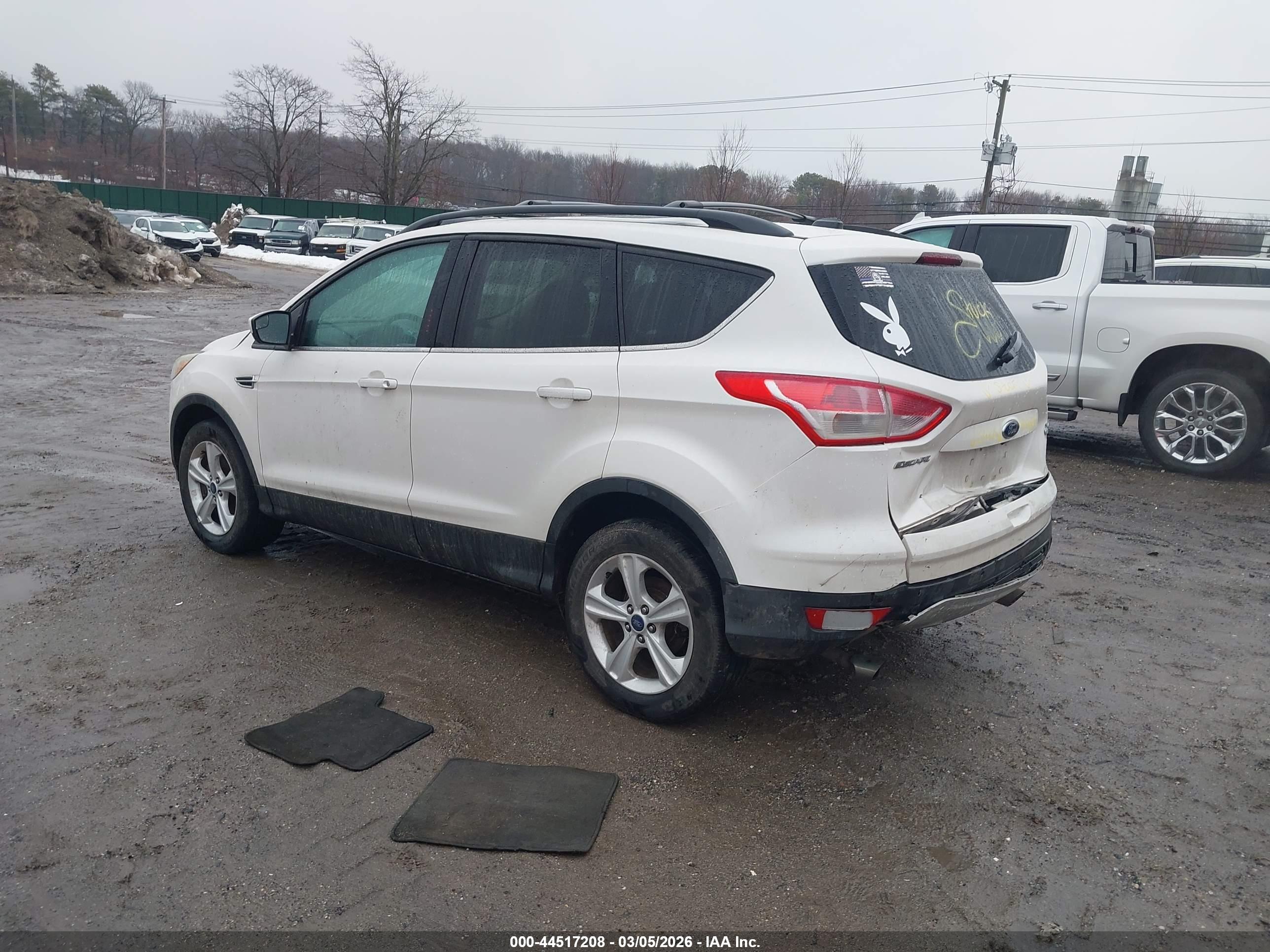 FORD ESCAPE image 3