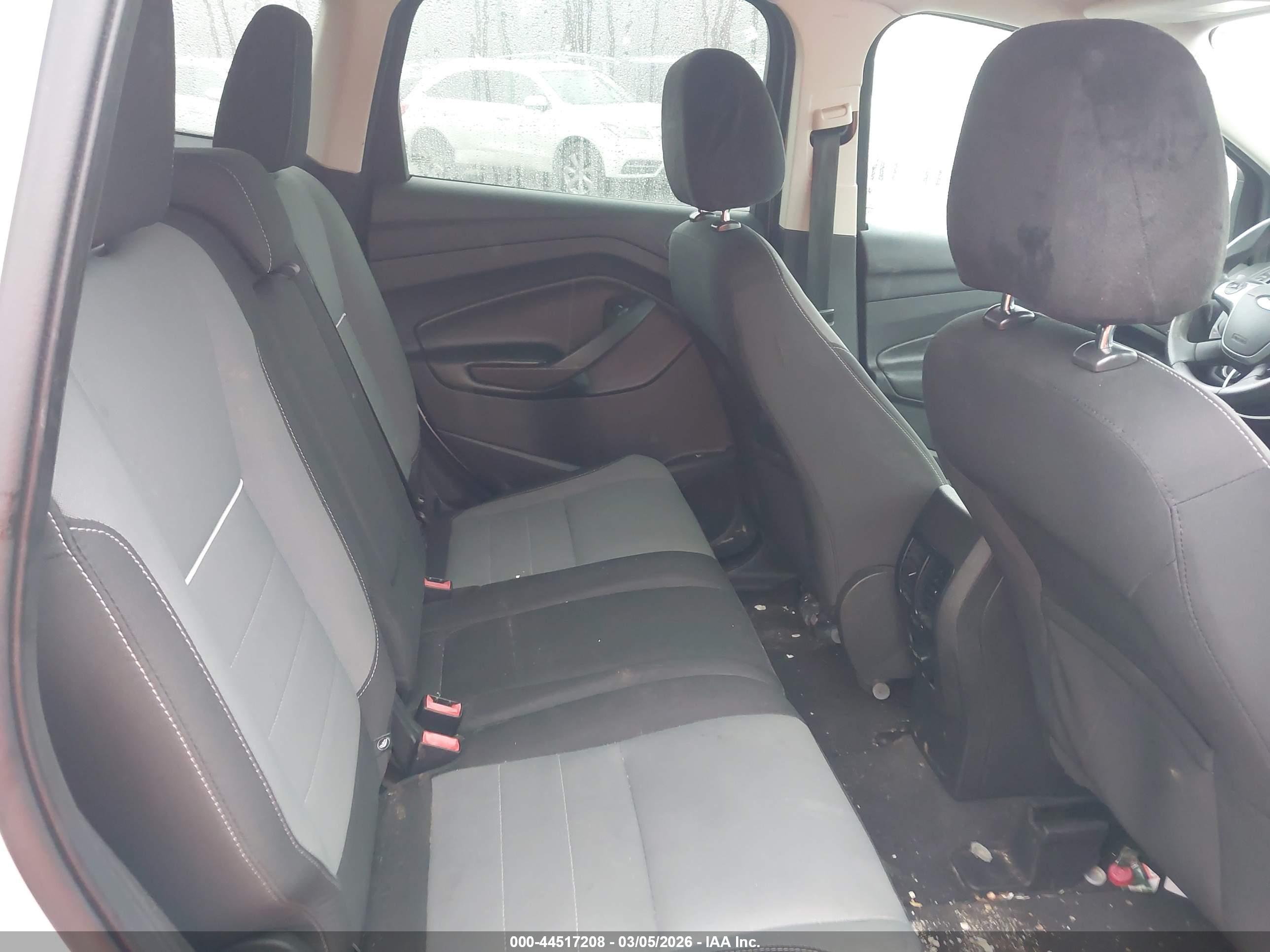 FORD ESCAPE image 8