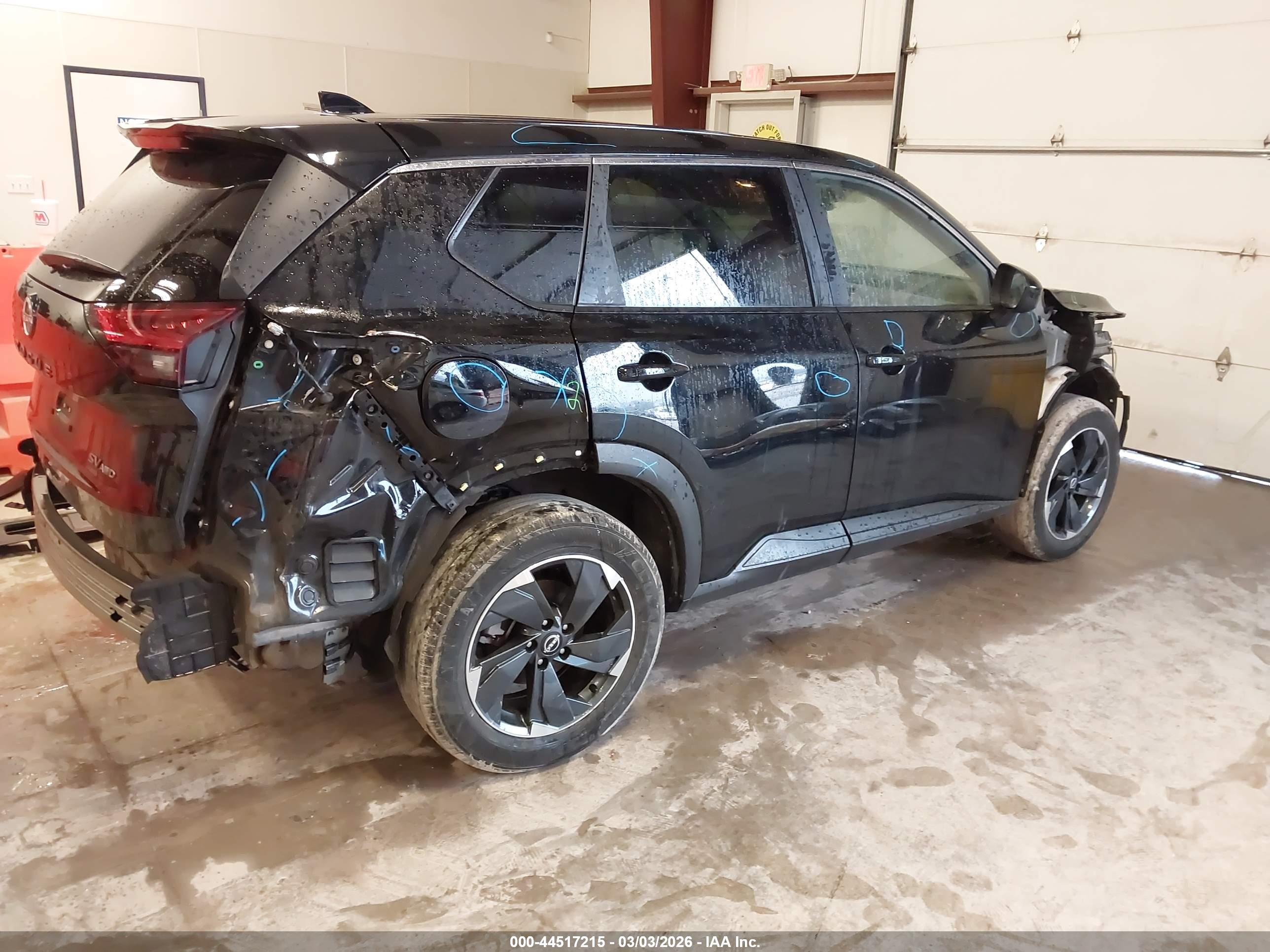 NISSAN ROGUE image 4