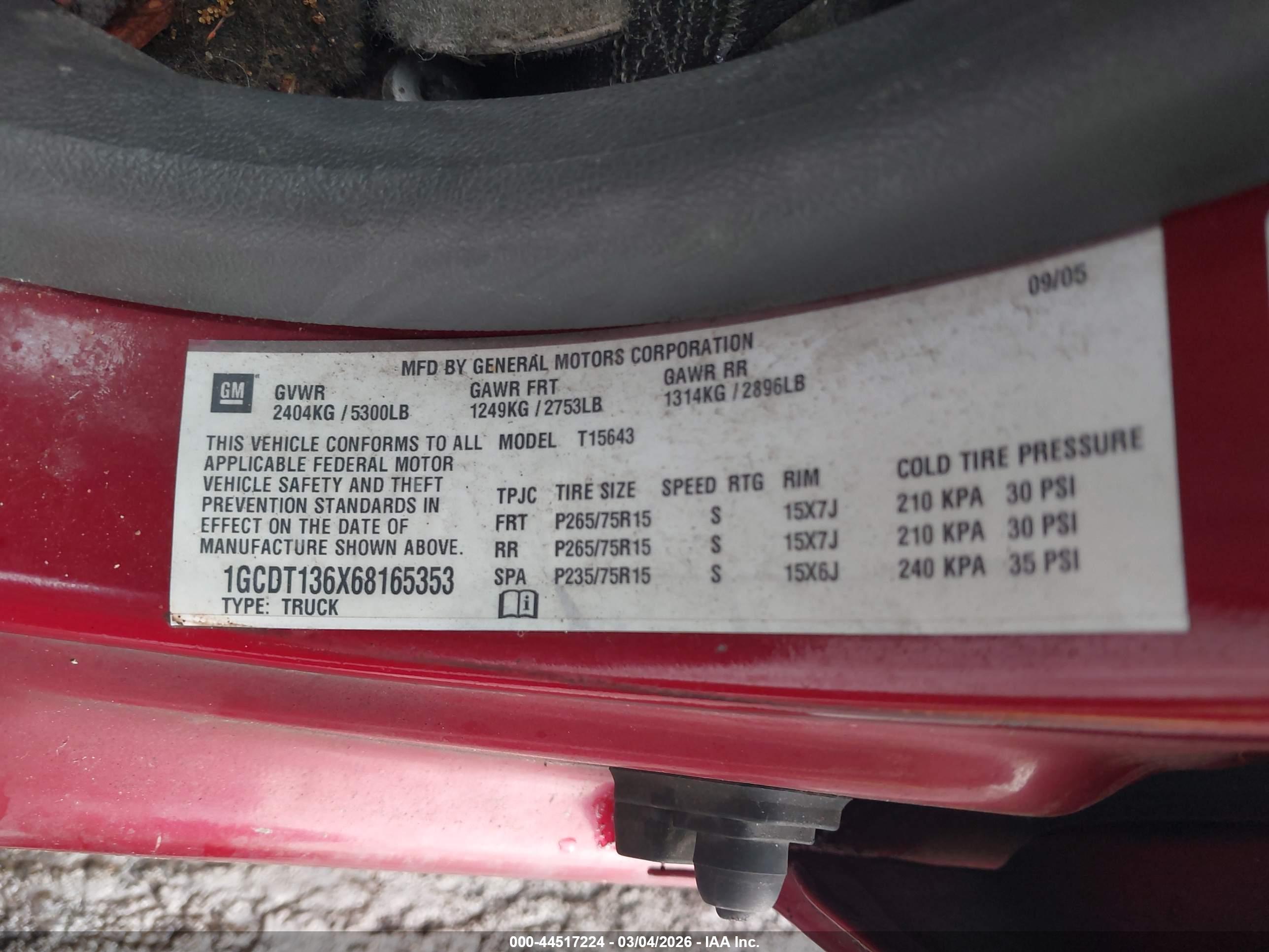 CHEVROLET COLORADO image 9