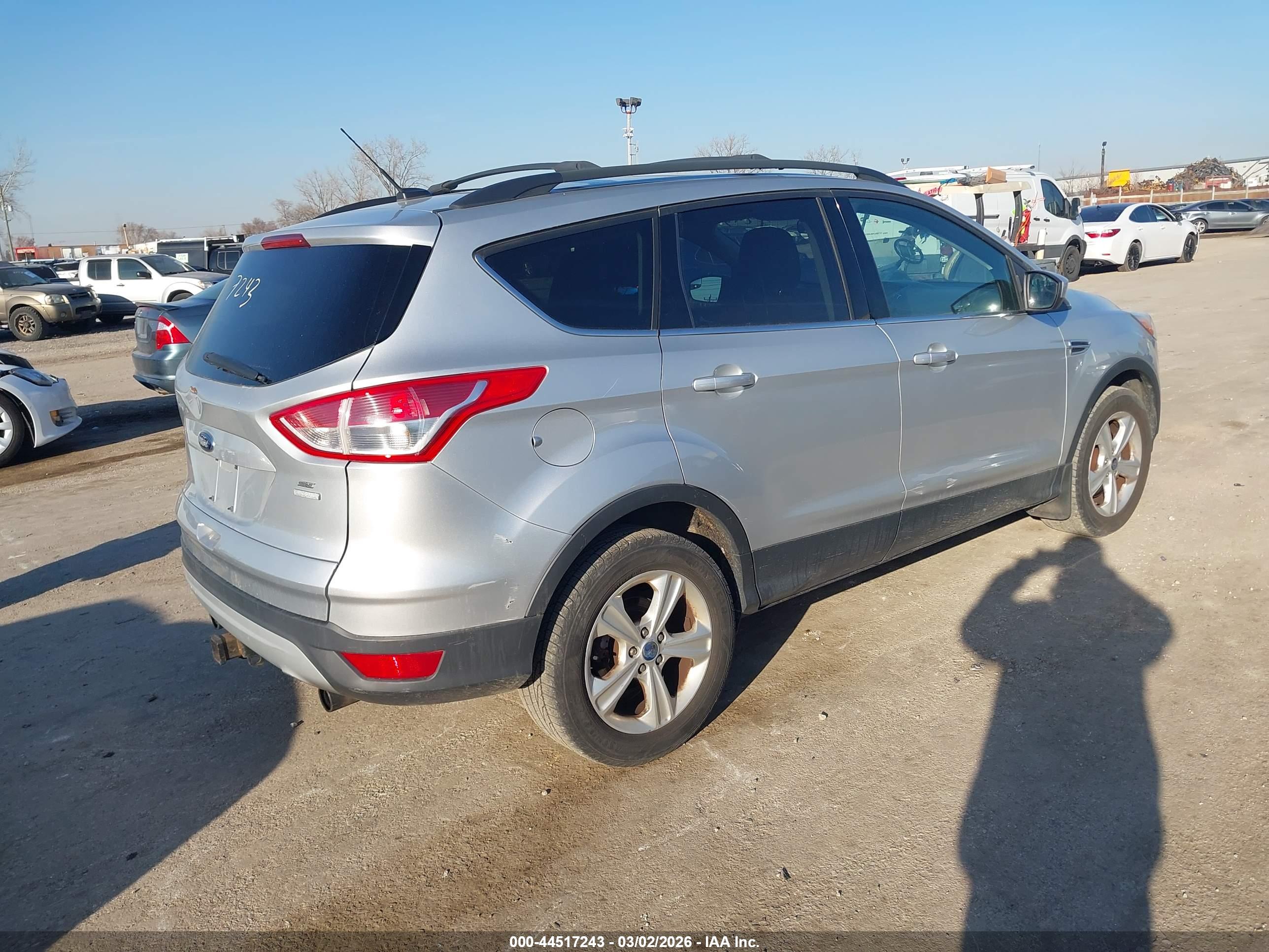 FORD ESCAPE image 4