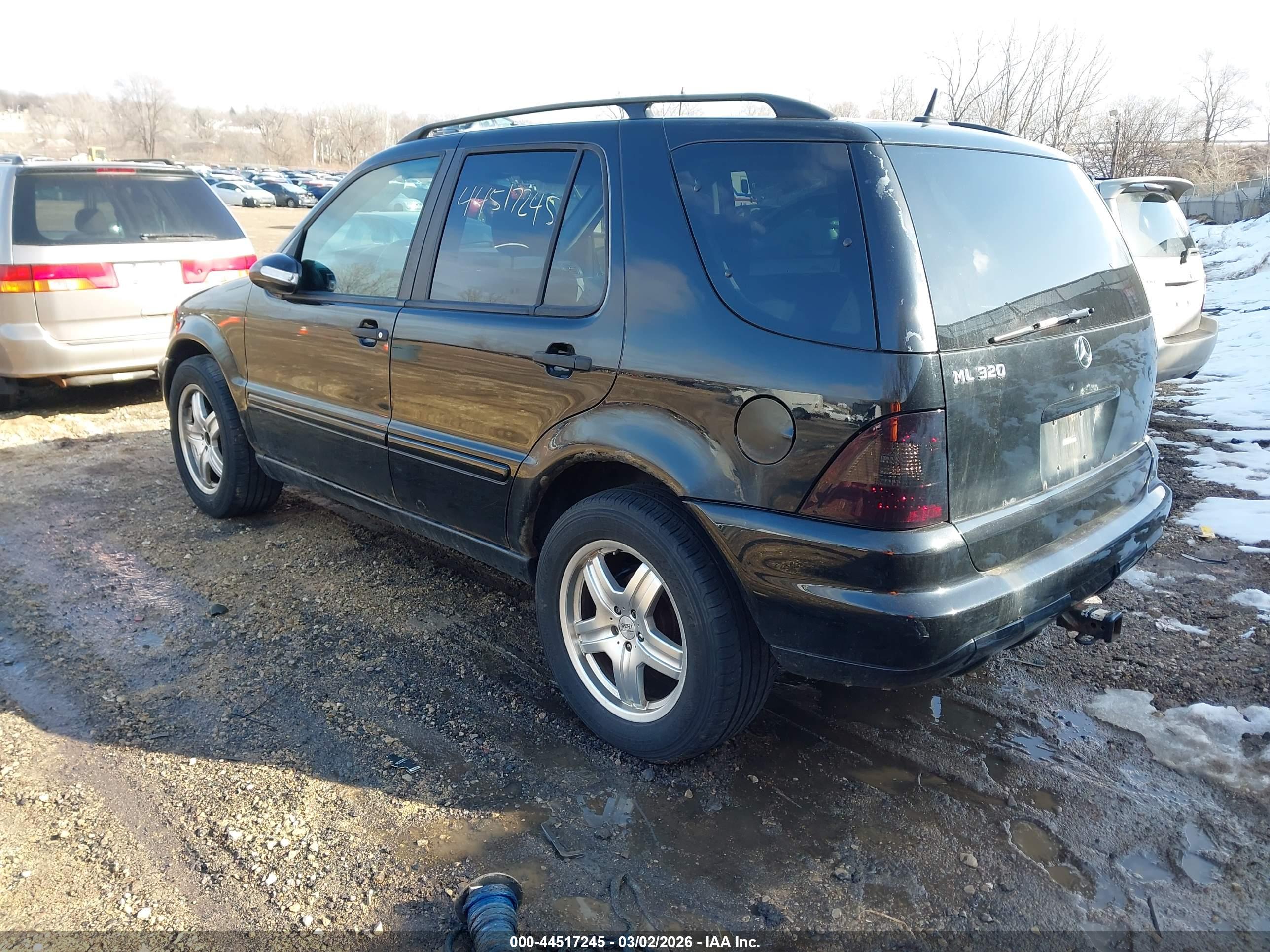 MERCEDES-BENZ ML image 3