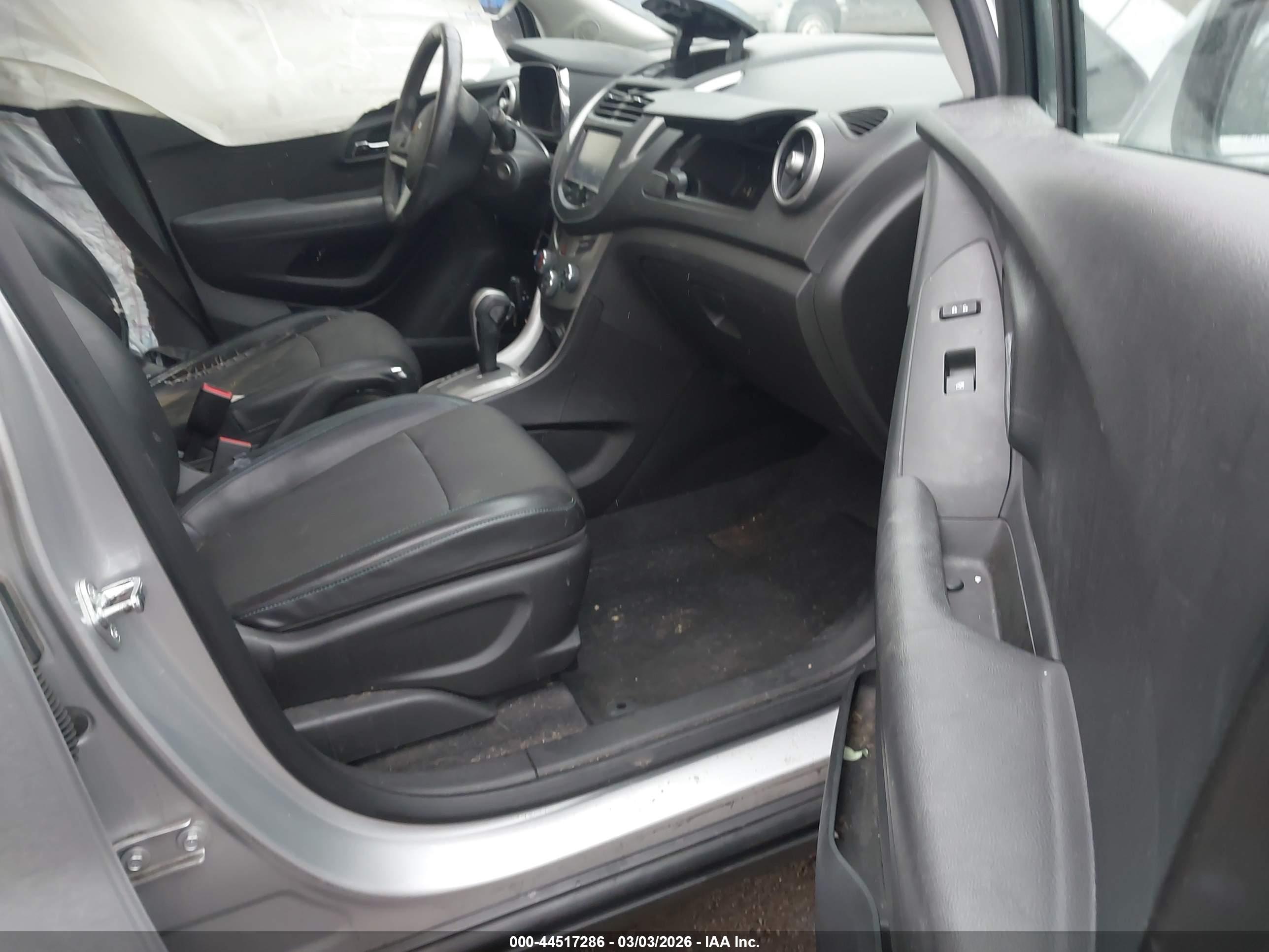 CHEVROLET TRAX image 5