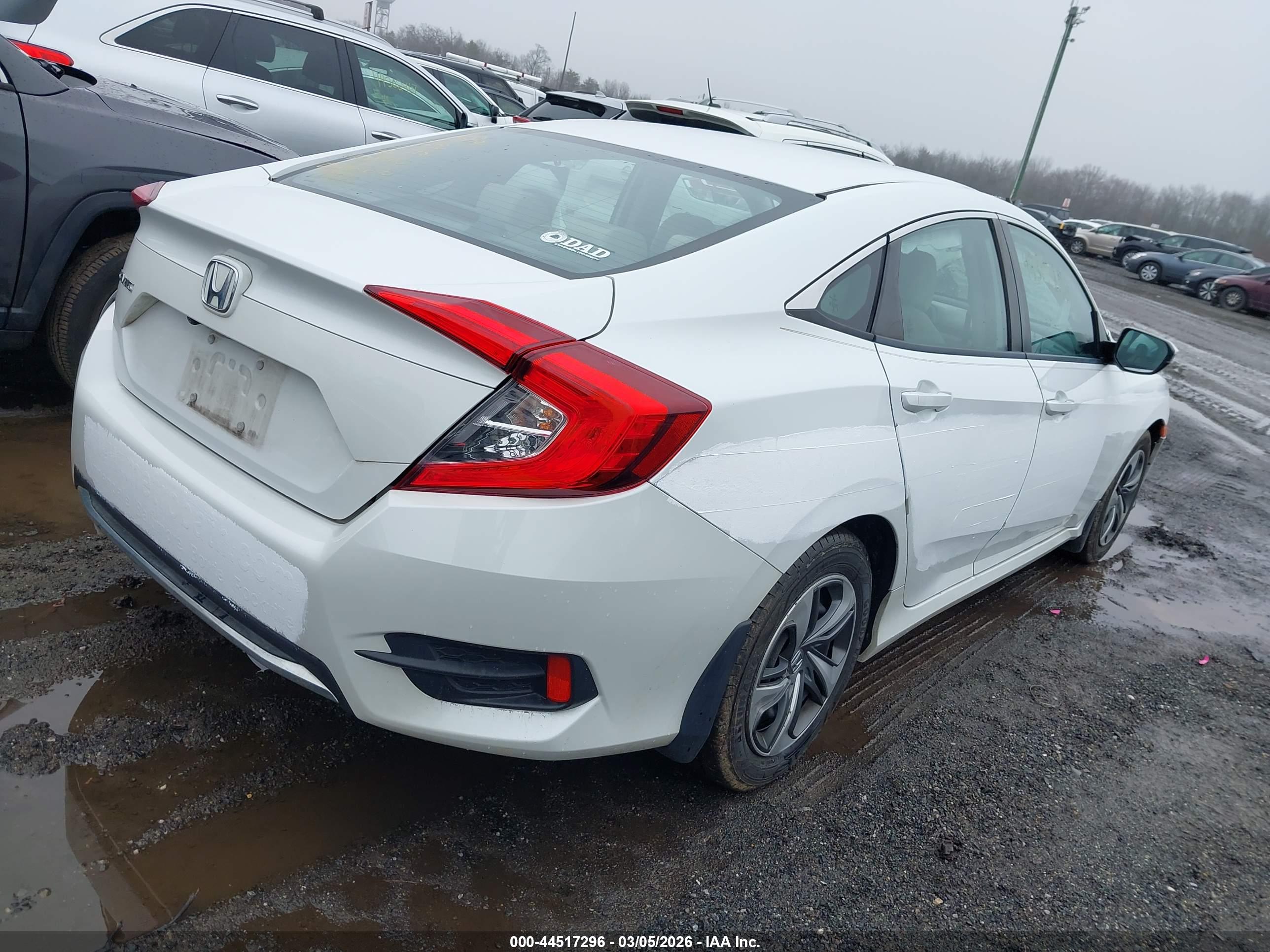 HONDA CIVIC image 4