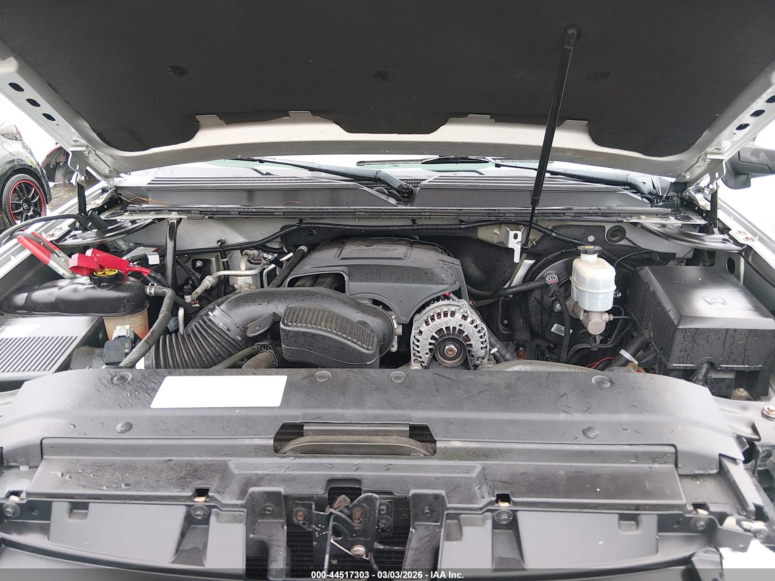 GMC YUKON image 10