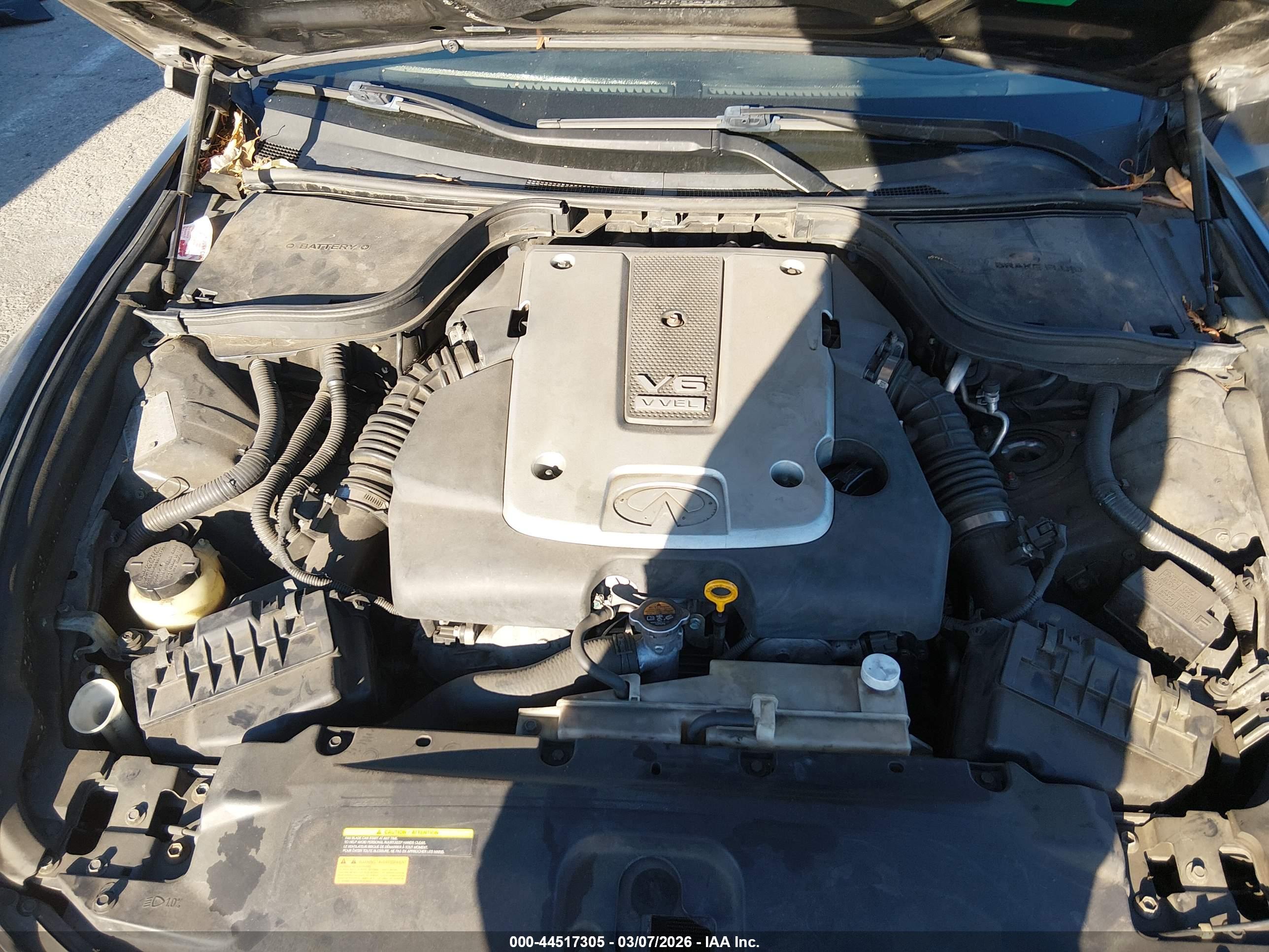 INFINITI G37 image 10