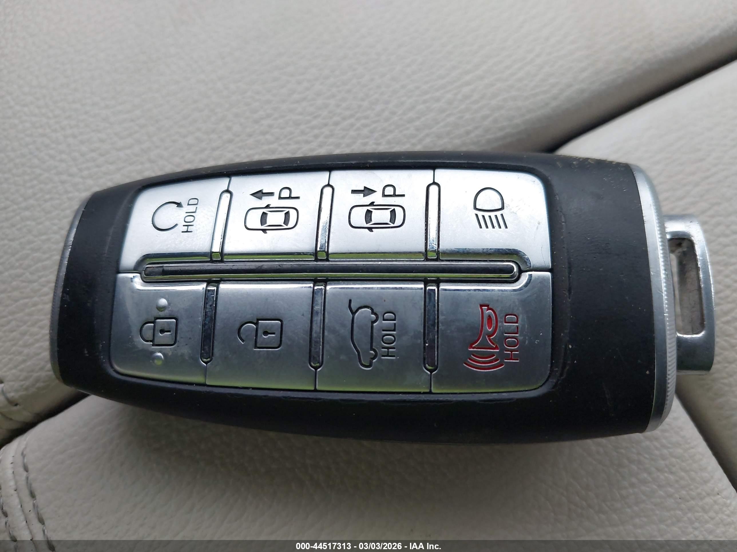 GENESIS GV80 image 11
