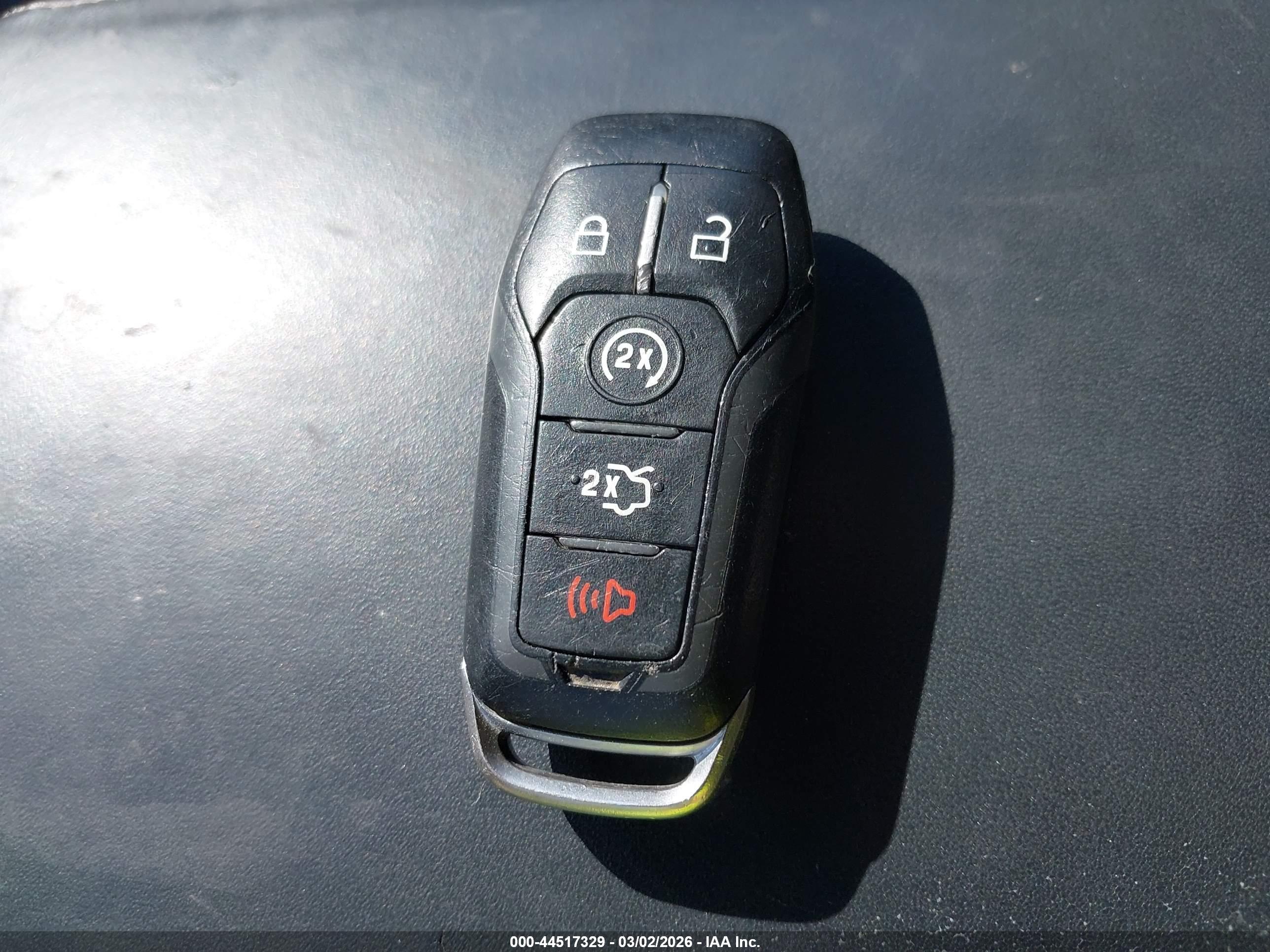 FORD EXPLORER image 11