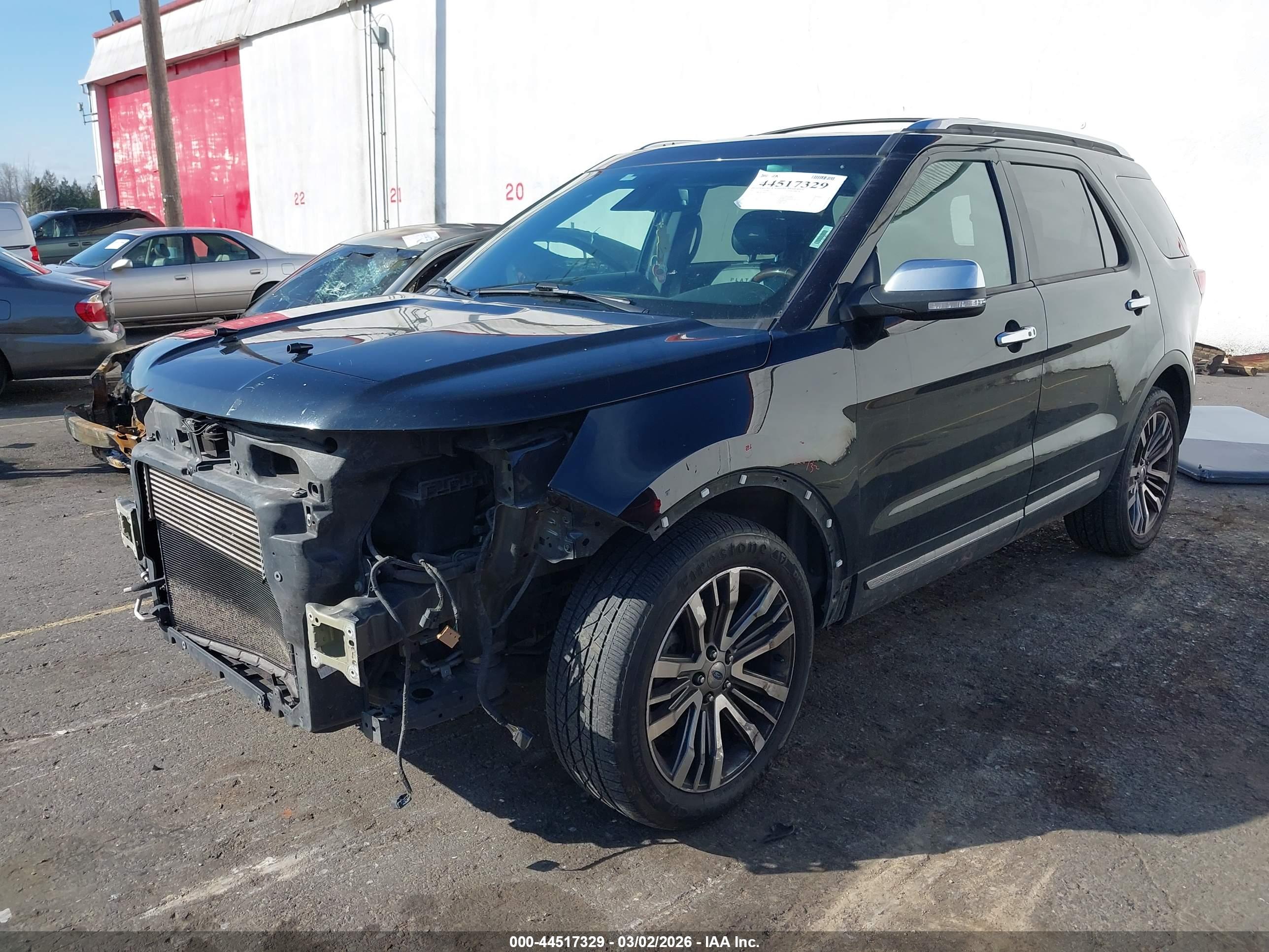 FORD EXPLORER image 2