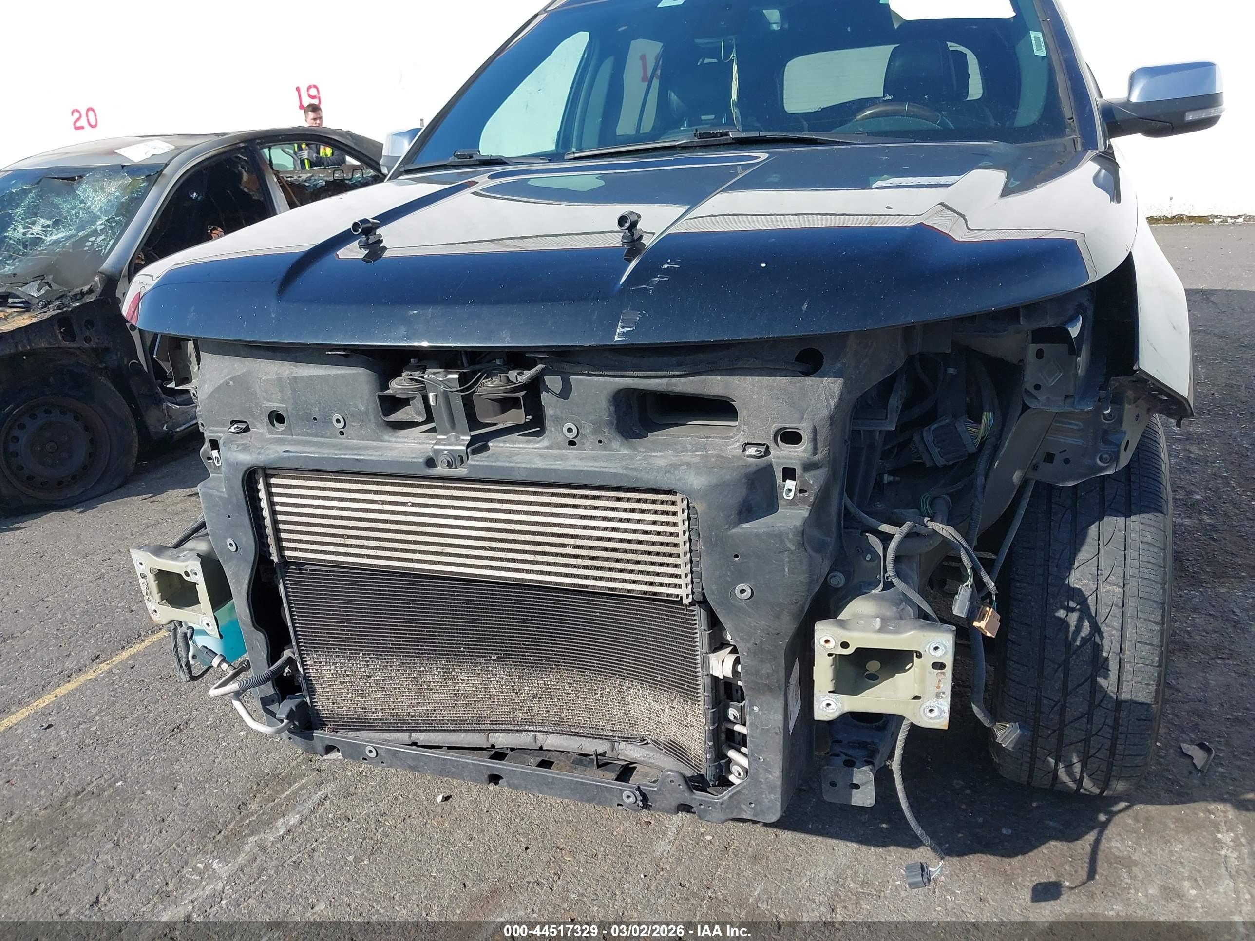 FORD EXPLORER image 6