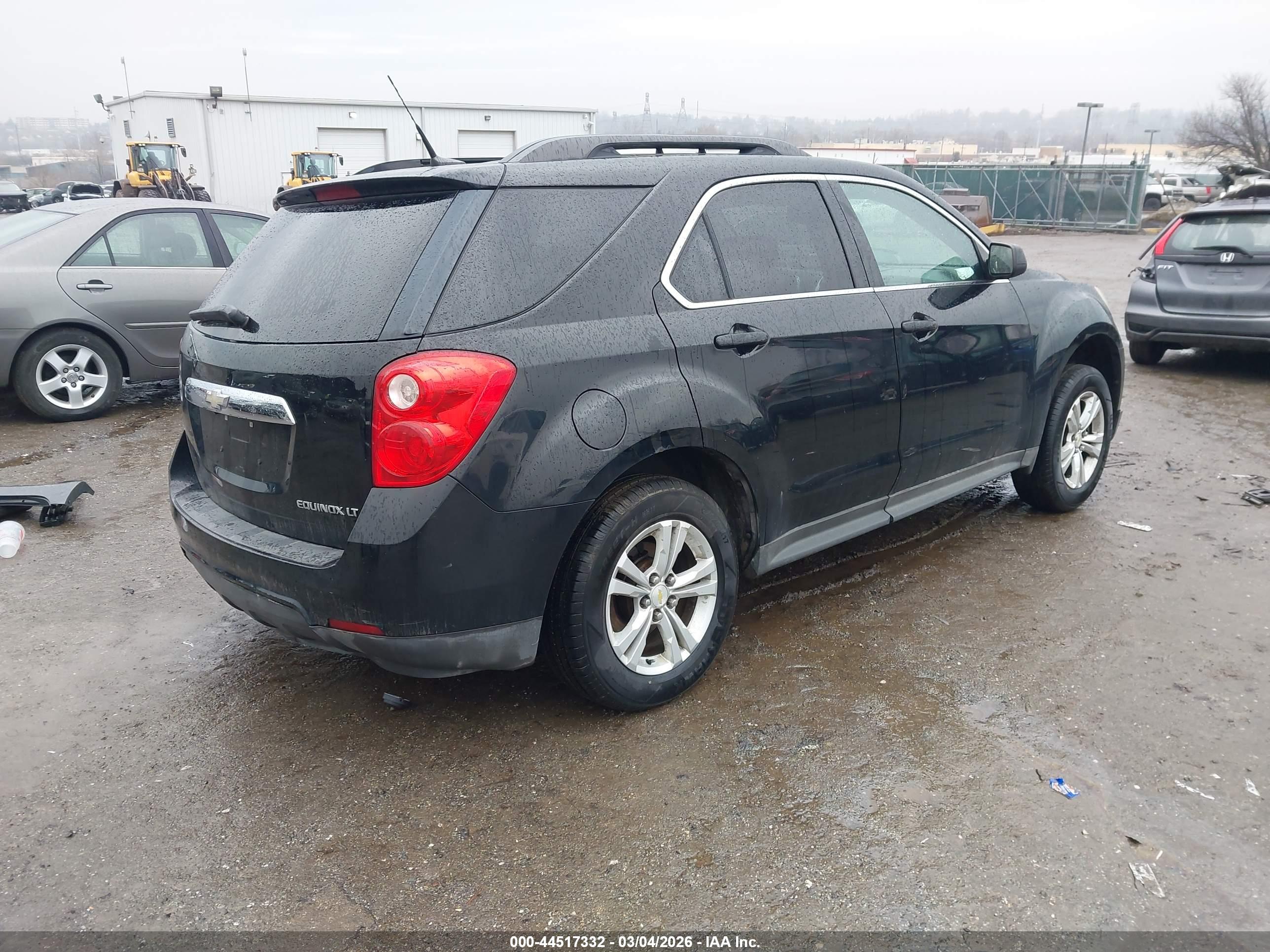 CHEVROLET EQUINOX image 4