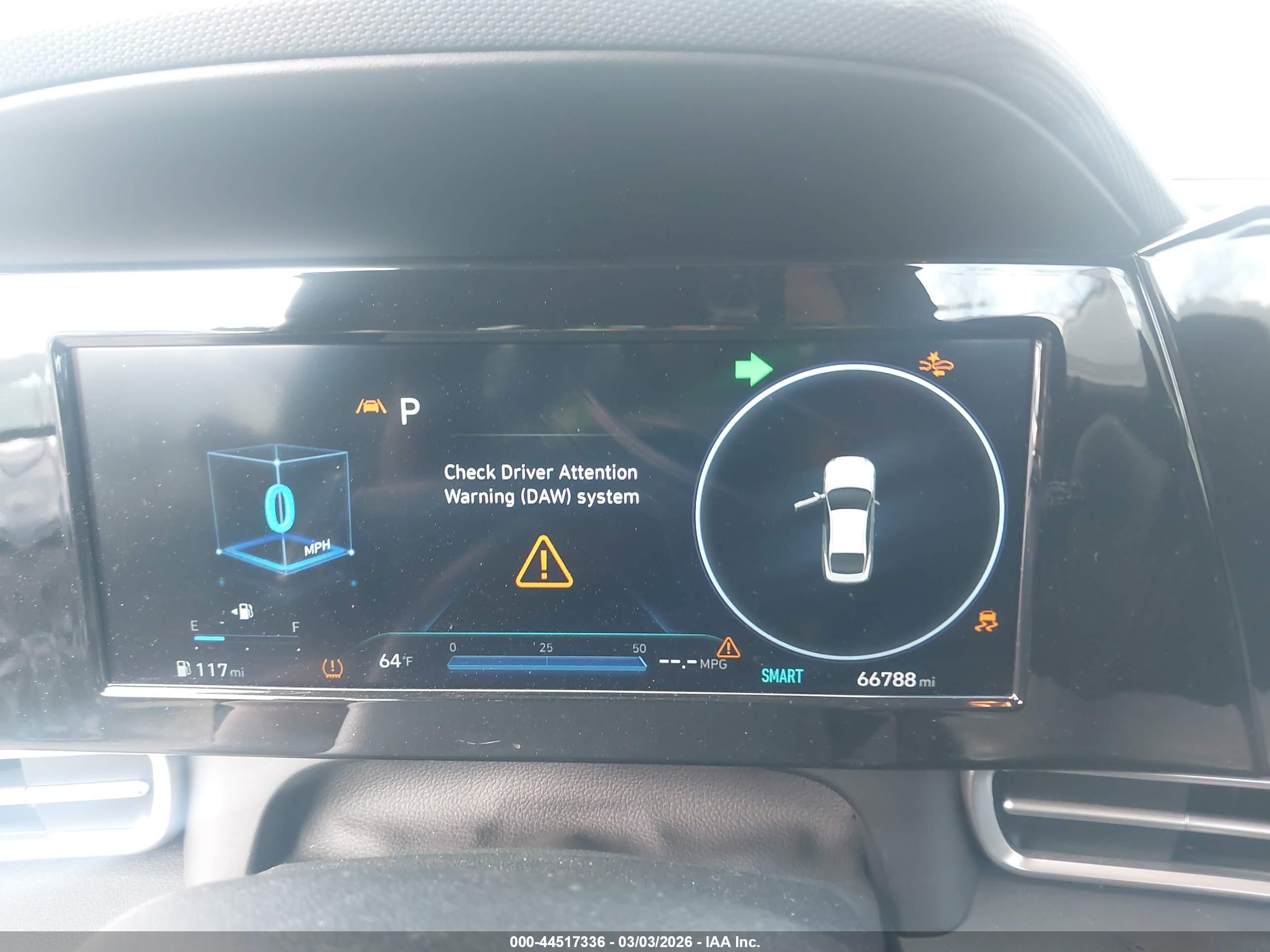 HYUNDAI ELANTRA image 7