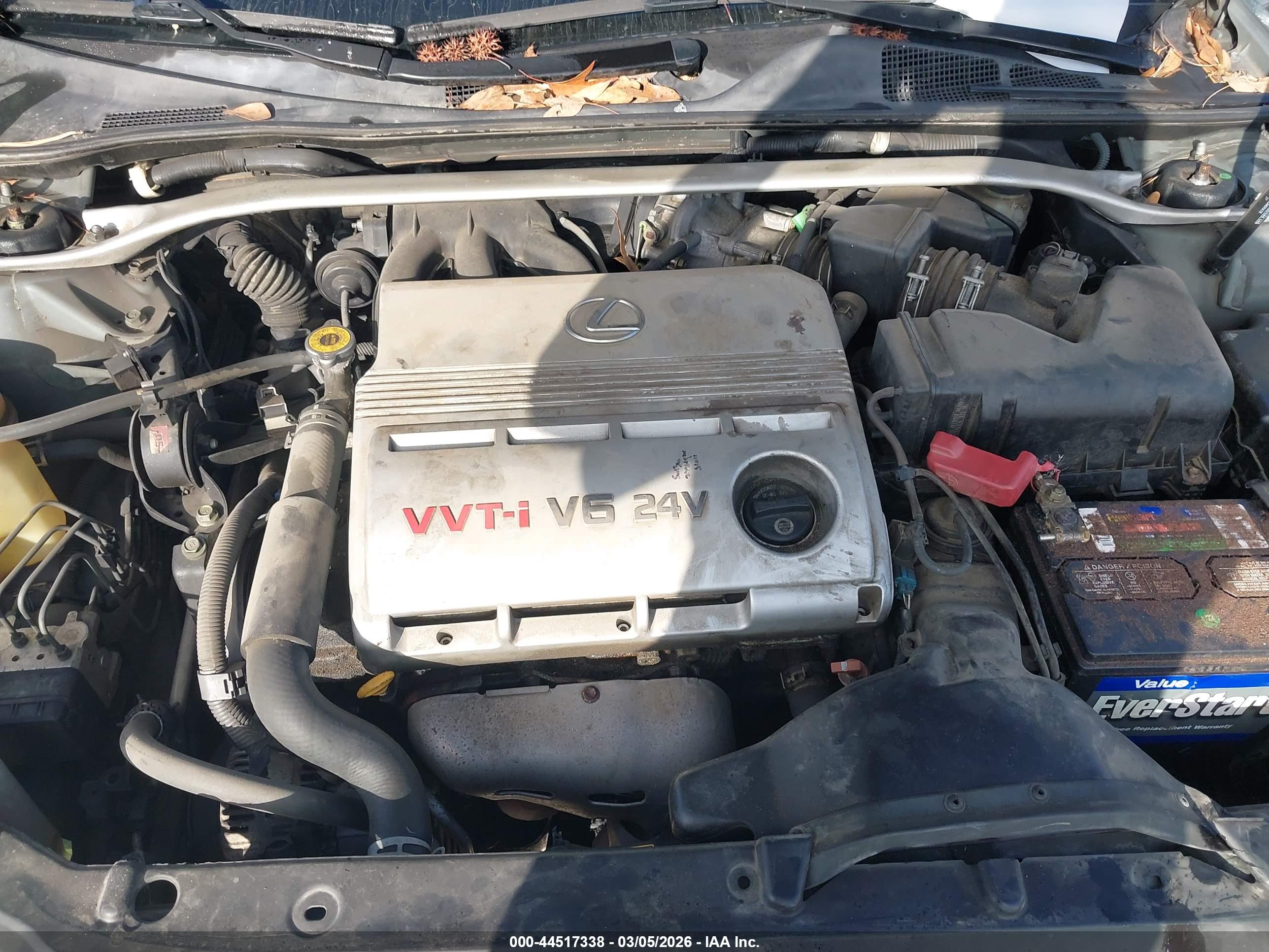 LEXUS ES image 10