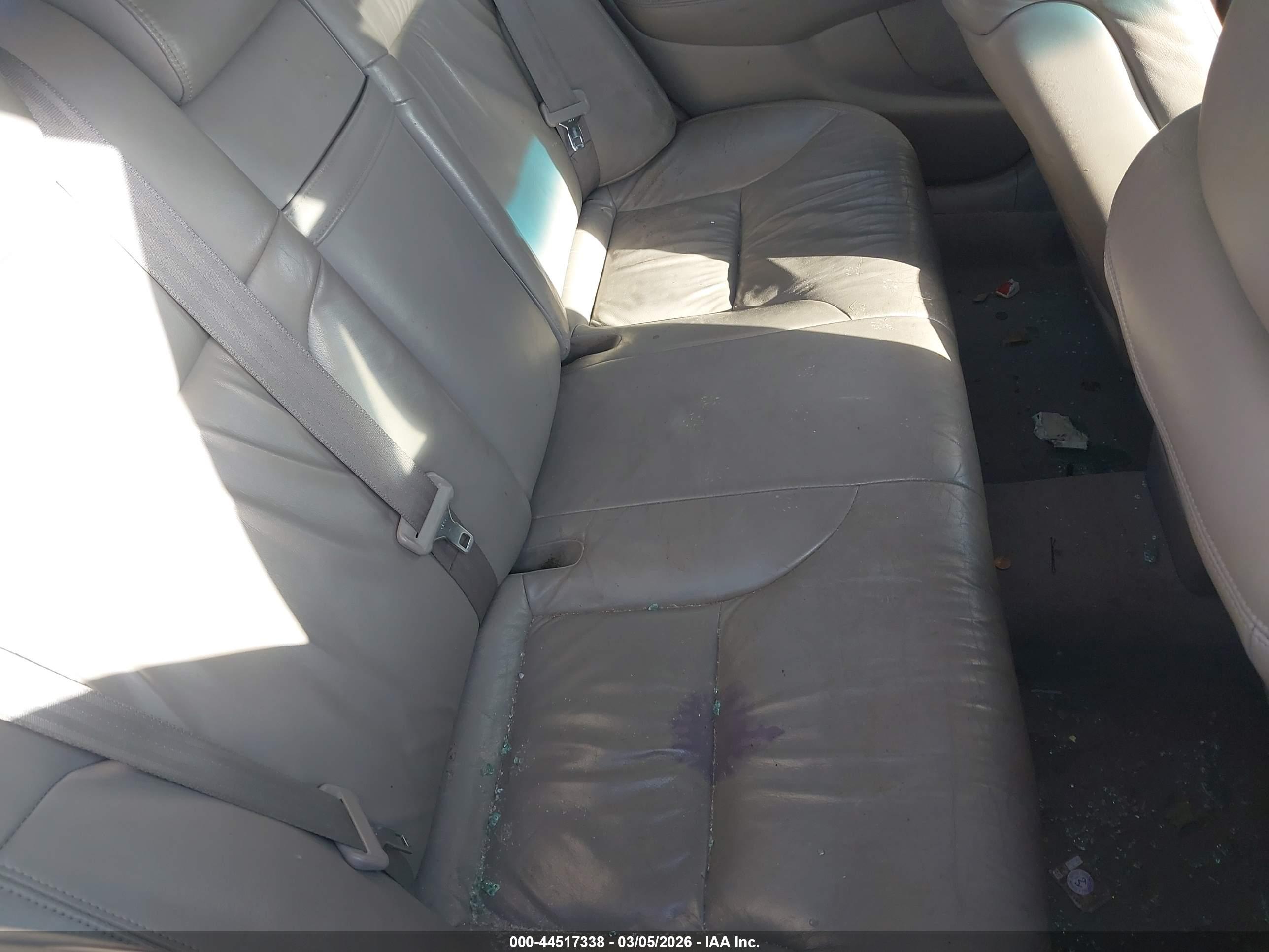 LEXUS ES image 8