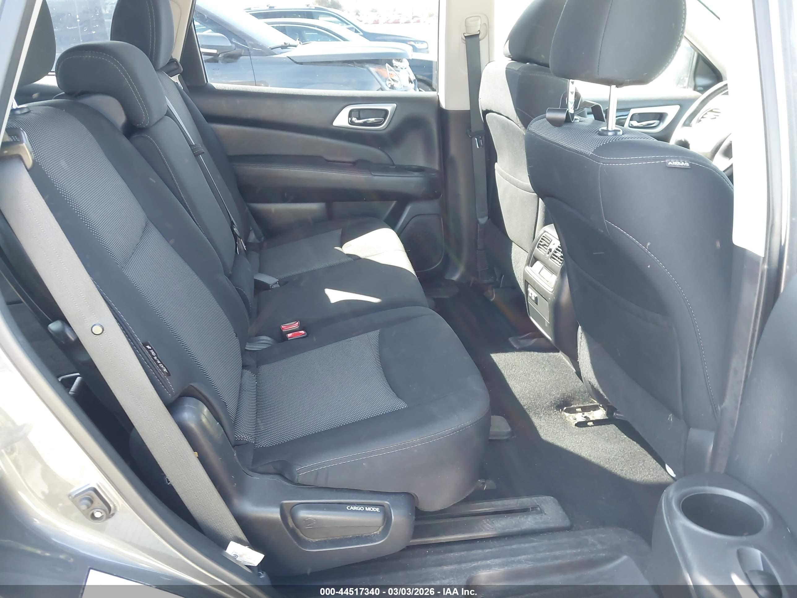 NISSAN PATHFINDER image 8