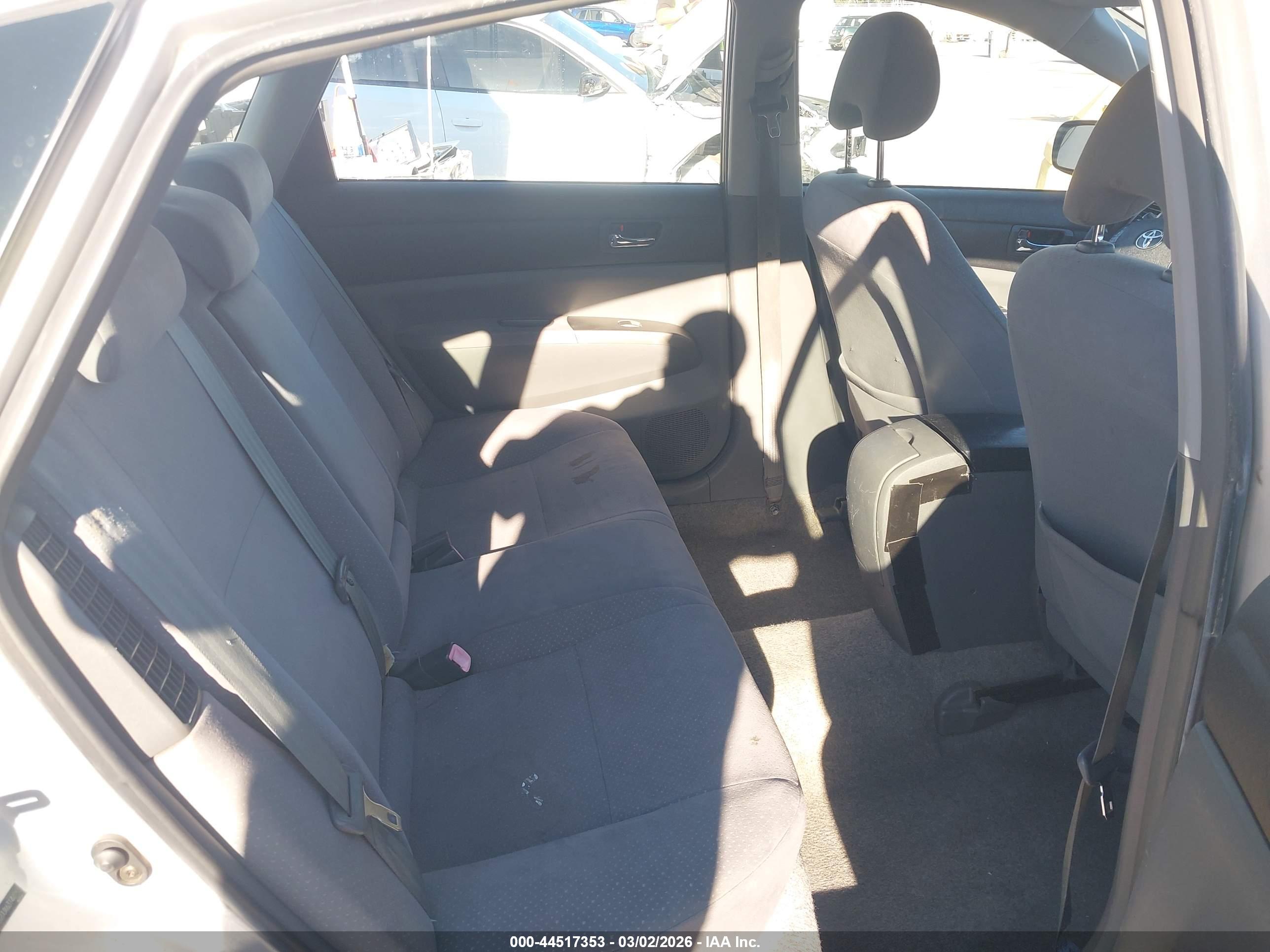 TOYOTA PRIUS image 8