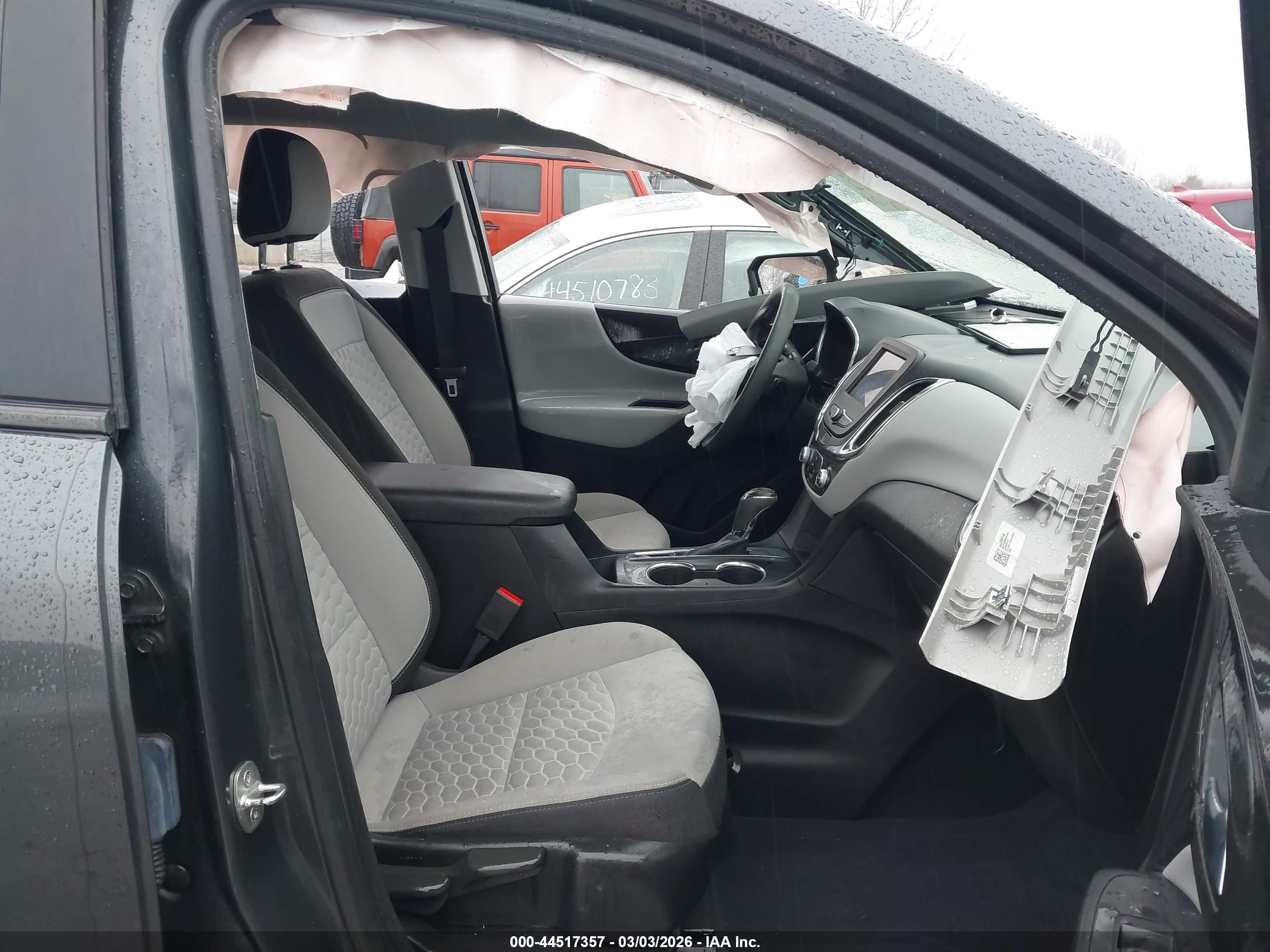 CHEVROLET EQUINOX image 5
