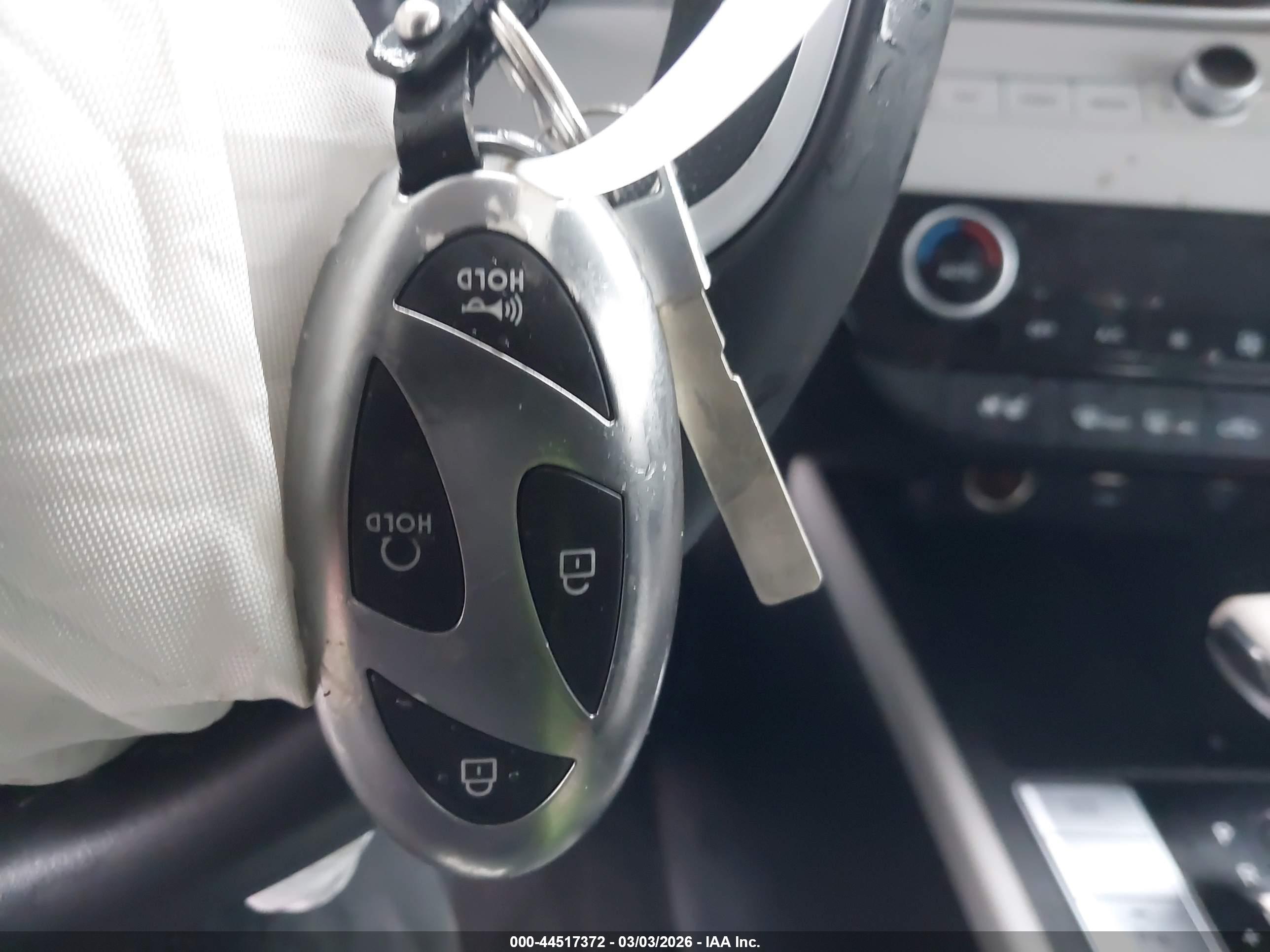 HYUNDAI ELANTRA image 11