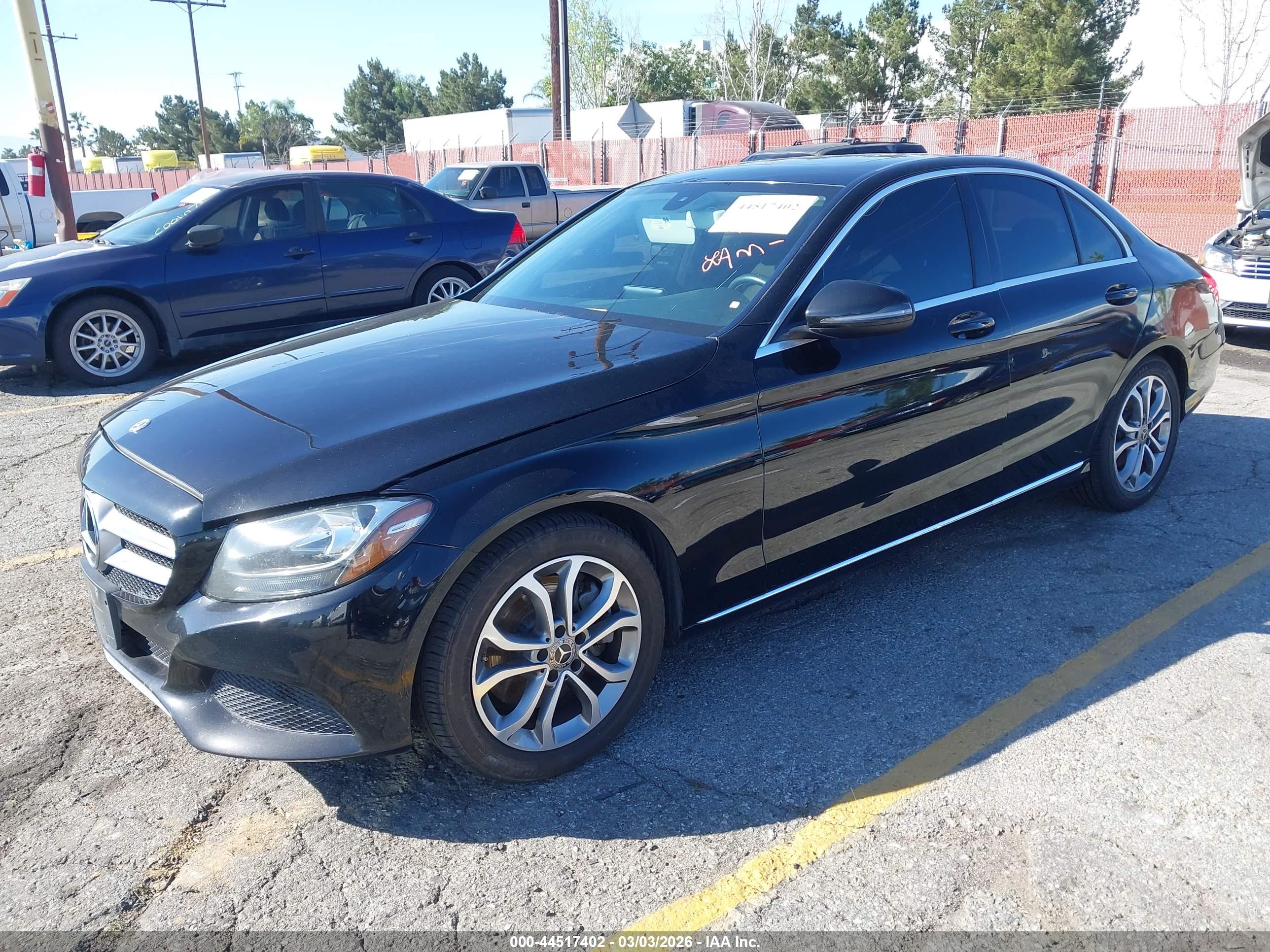 MERCEDES-BENZ C image 2