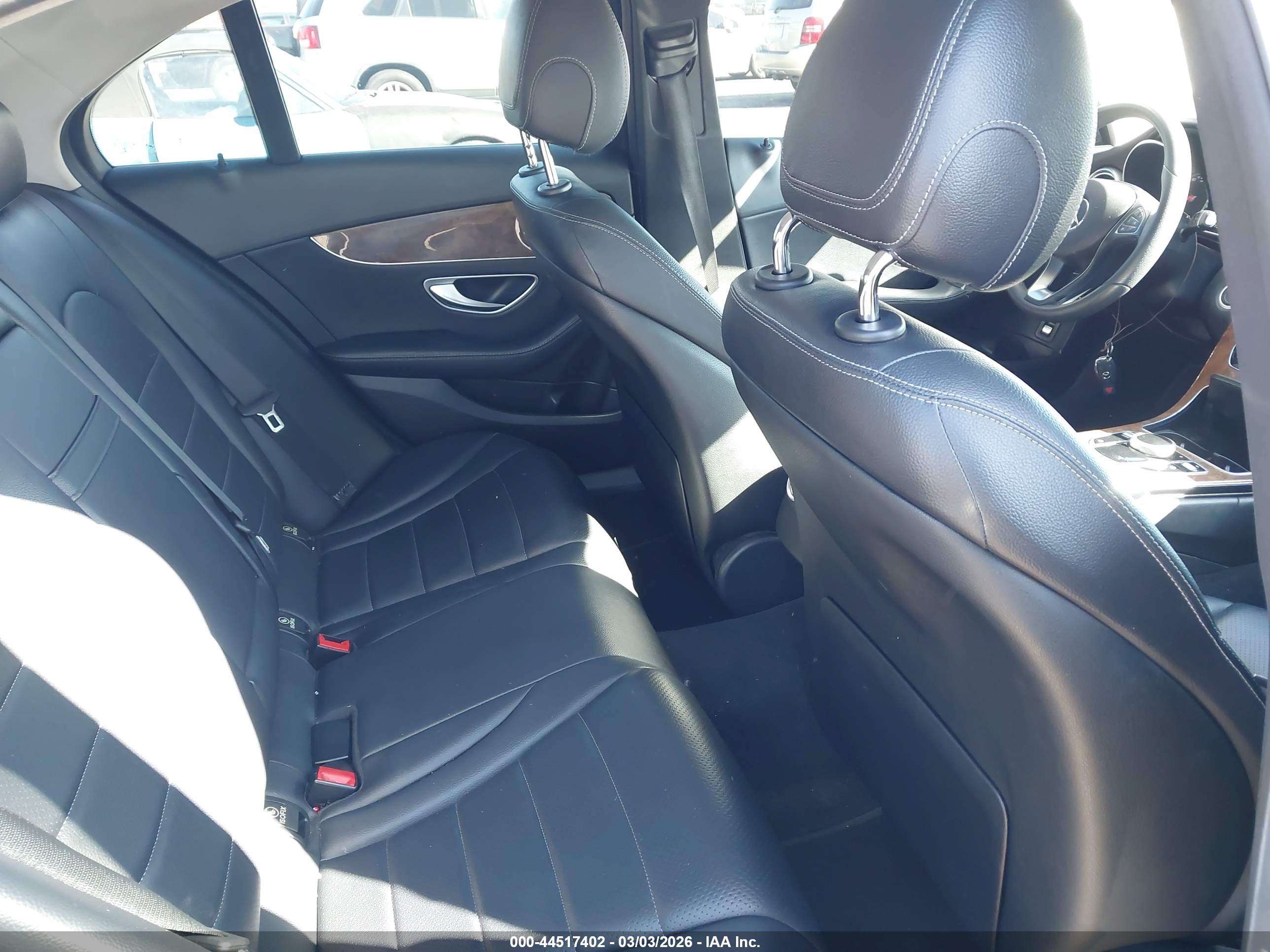 MERCEDES-BENZ C image 8