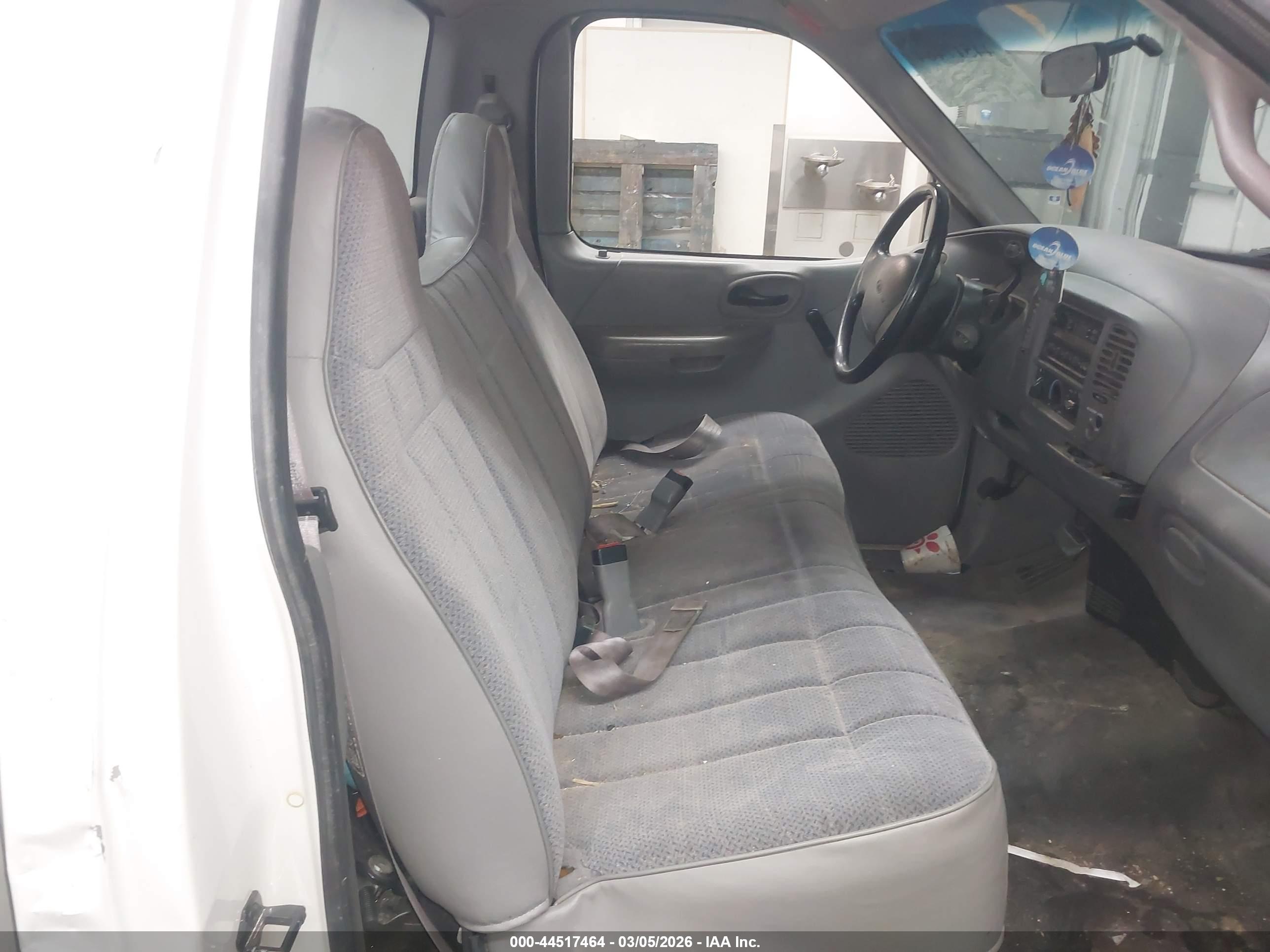 FORD F-150 image 8