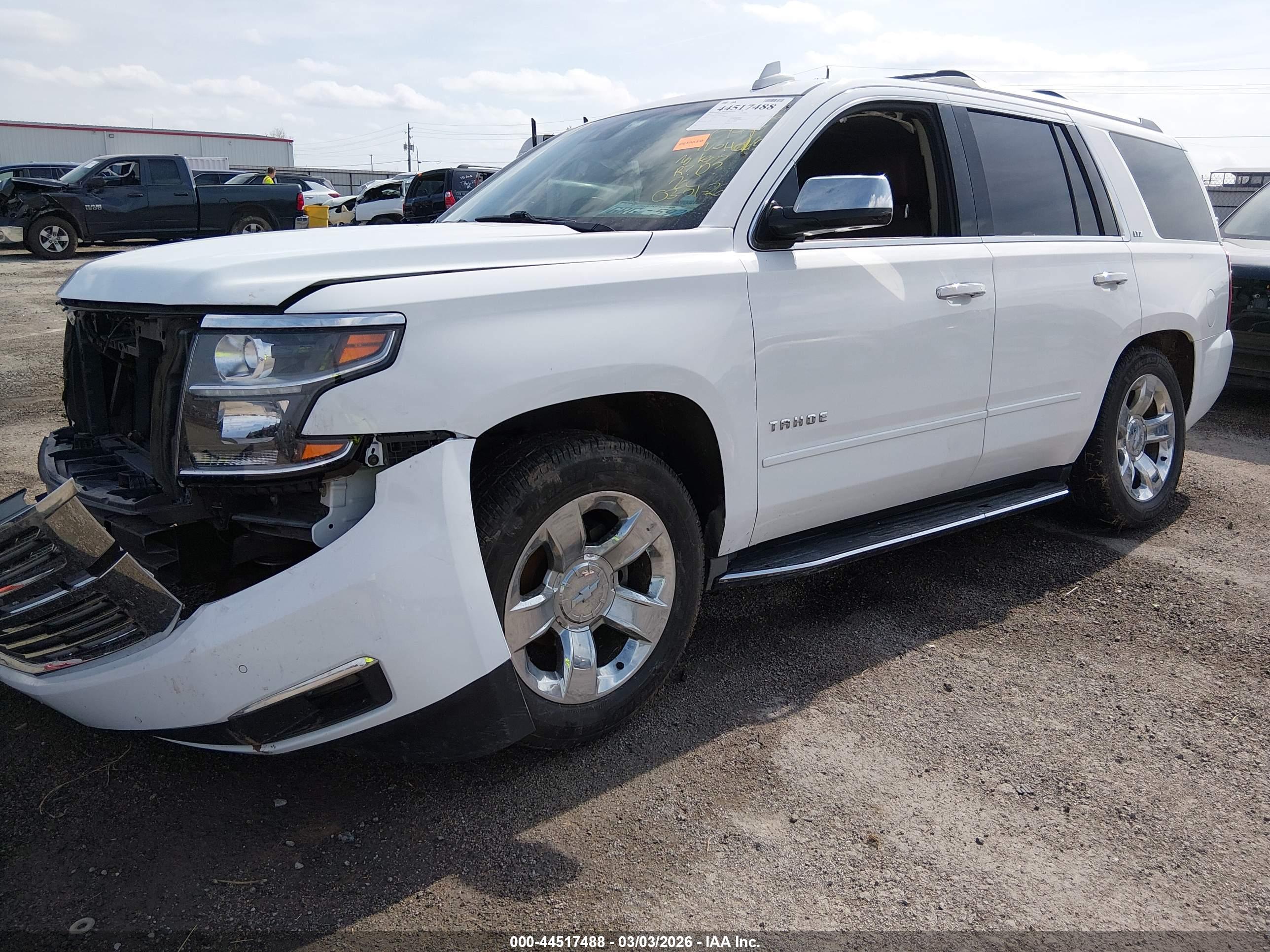CHEVROLET TAHOE image 2
